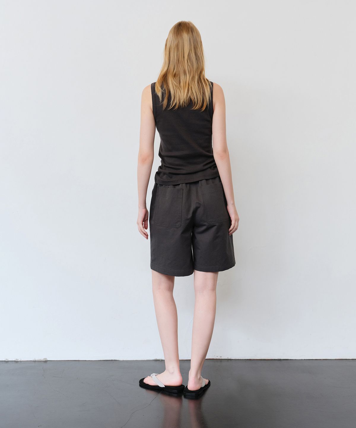 더라이(THERYE) Linen Blend Half Shorts(Charcoal)