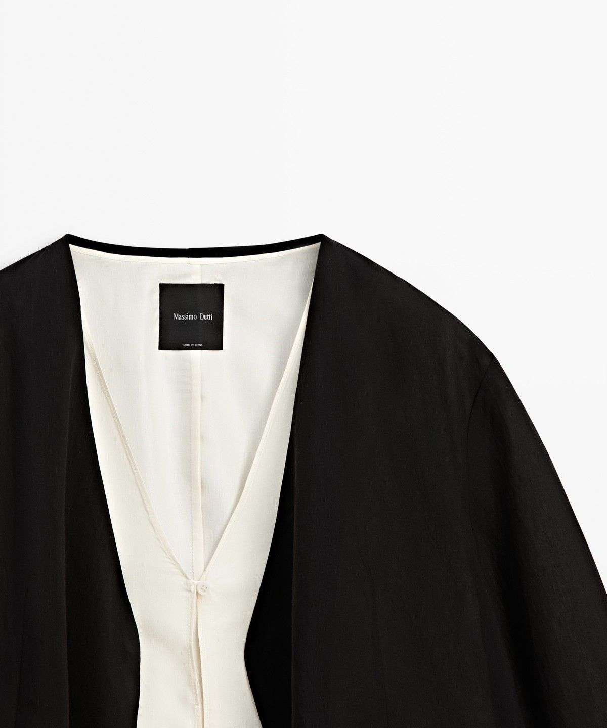 마시모두띠(MASSIMO DUTTI) 더블 콘트라스트 토털 룩 재킷