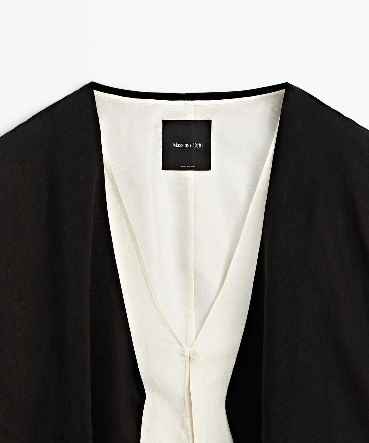 마시모두띠(MASSIMO DUTTI) 더블 콘트라스트 토털 룩 재킷