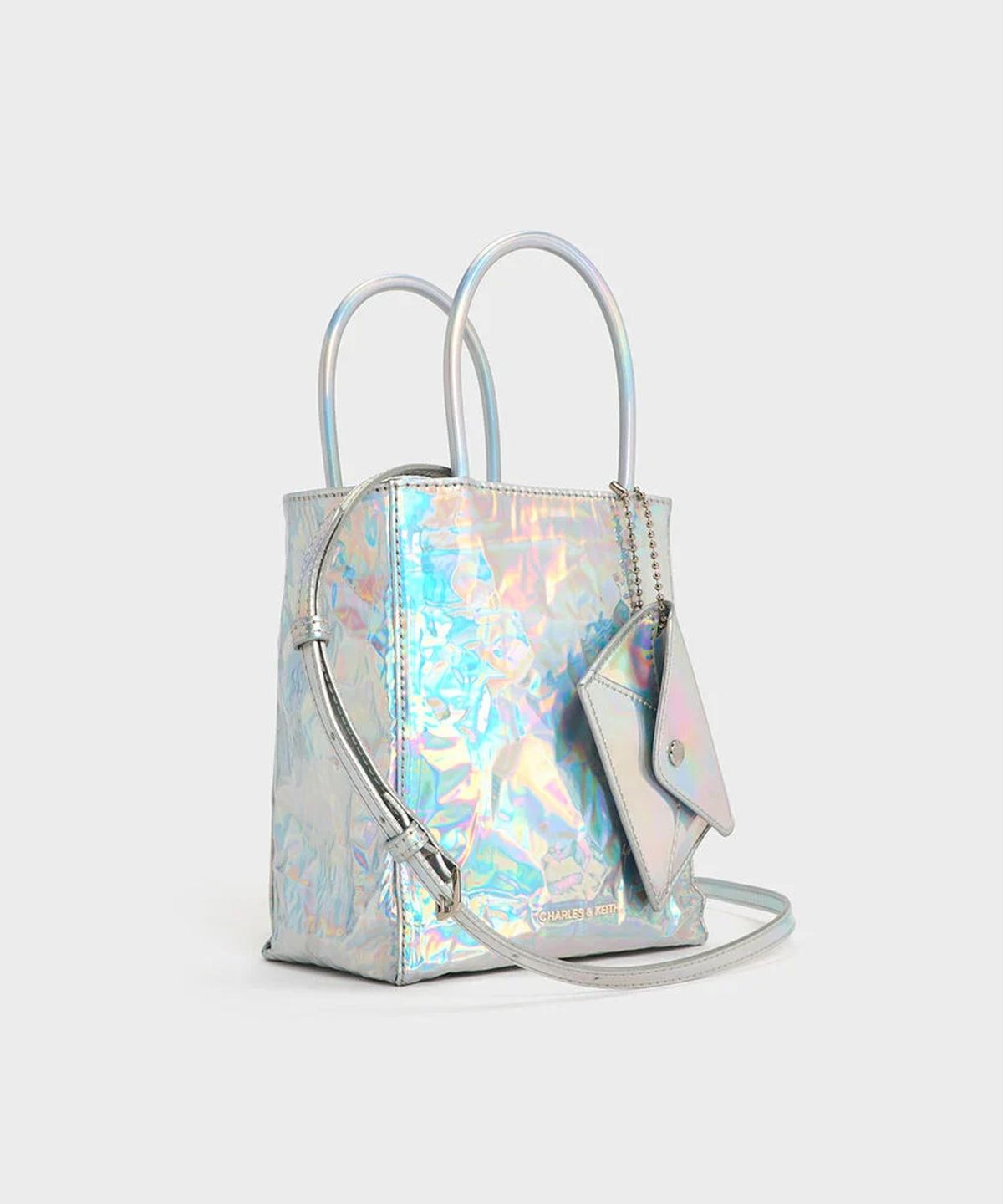 찰스앤키스(CHARLES & KEITH) 마티나 크링클-이펙트 이롱게이티드 토트백 CK2-30782347