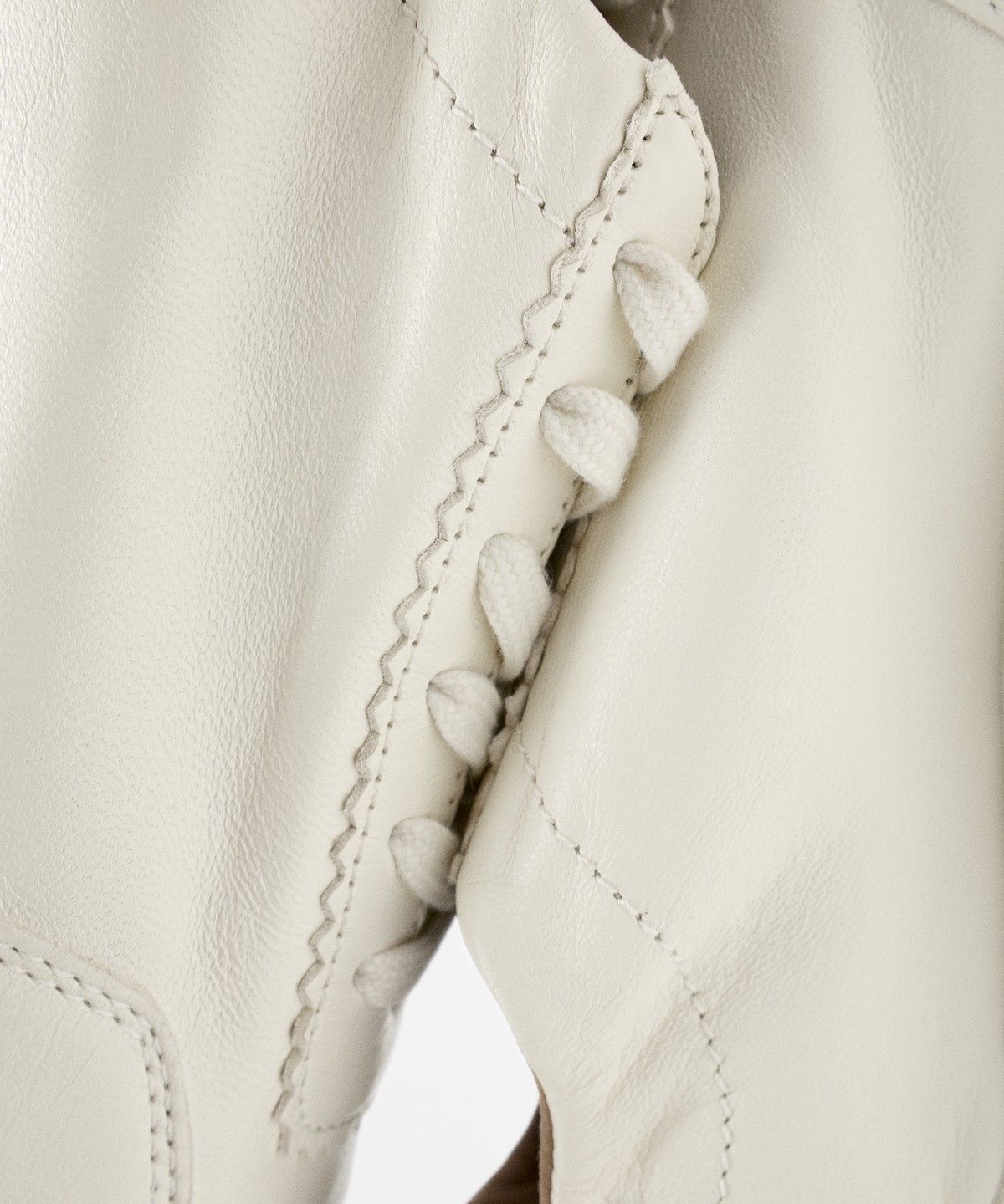 마시모두띠(MASSIMO DUTTI) 소프트 레더 스니커즈