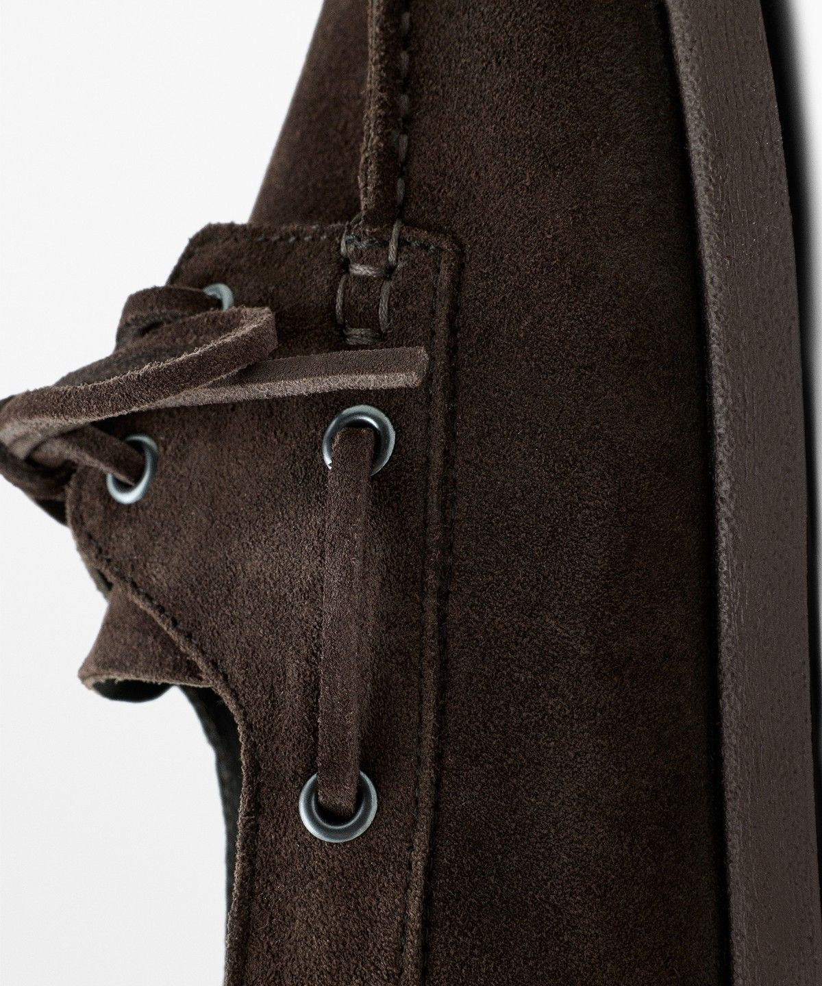 마시모두띠(MASSIMO DUTTI) 스플릿 스웨이드 보트 슈즈
