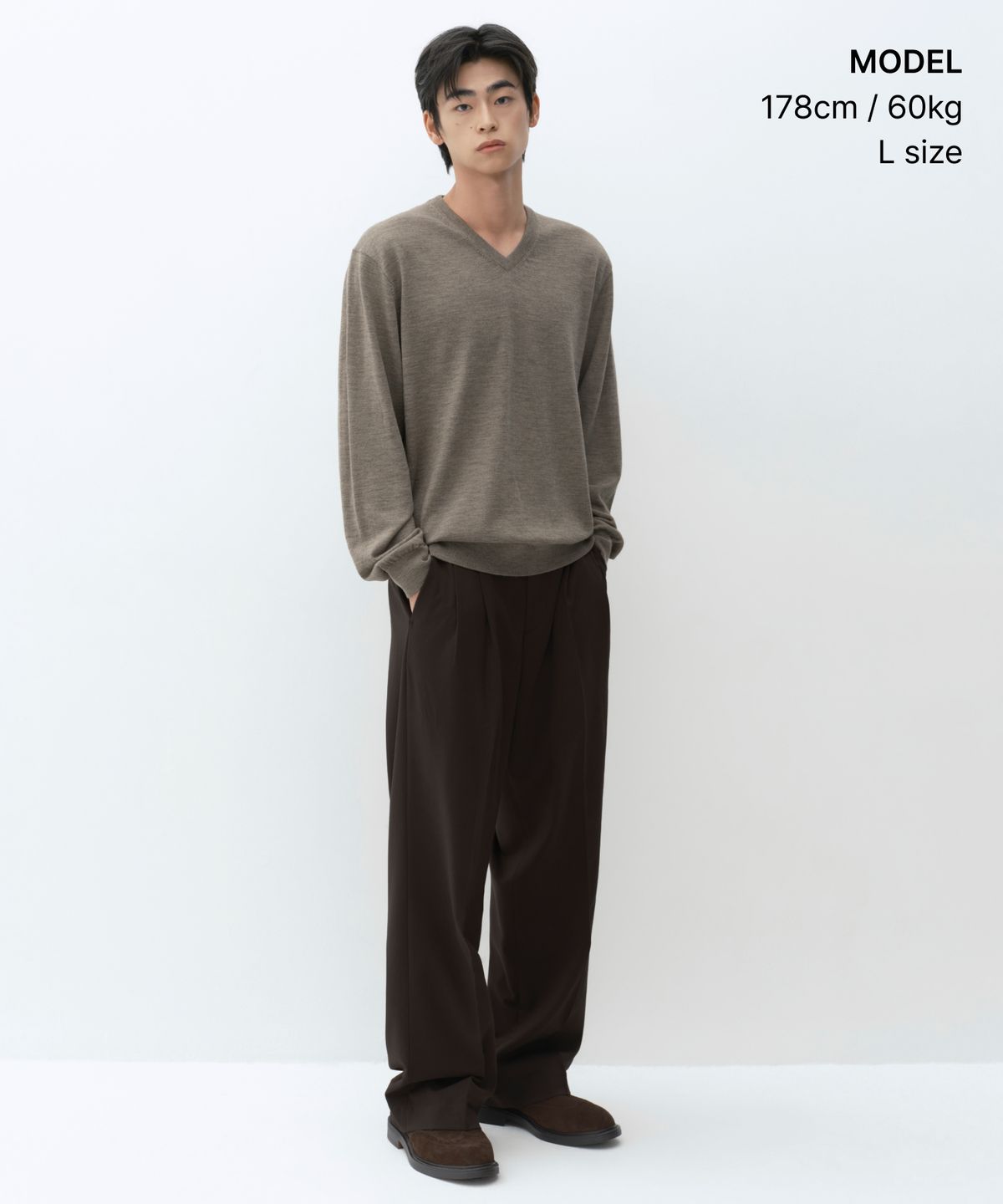 무신사 스탠다드(MUSINSA STANDARD) 메리노 울 파인게이지 브이 넥 니트 [토프]