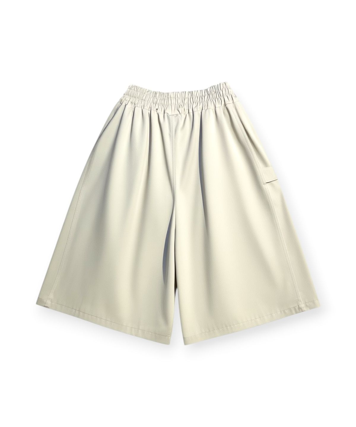 본슬리피(BORN SLIPPY) Essential Crystal Stud Bermuda Shorts (Ivory)