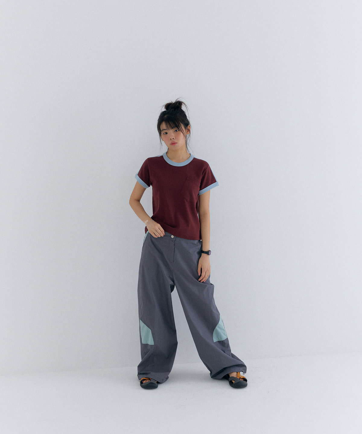 플러티(FLIRTY) curve line pants in charcoal