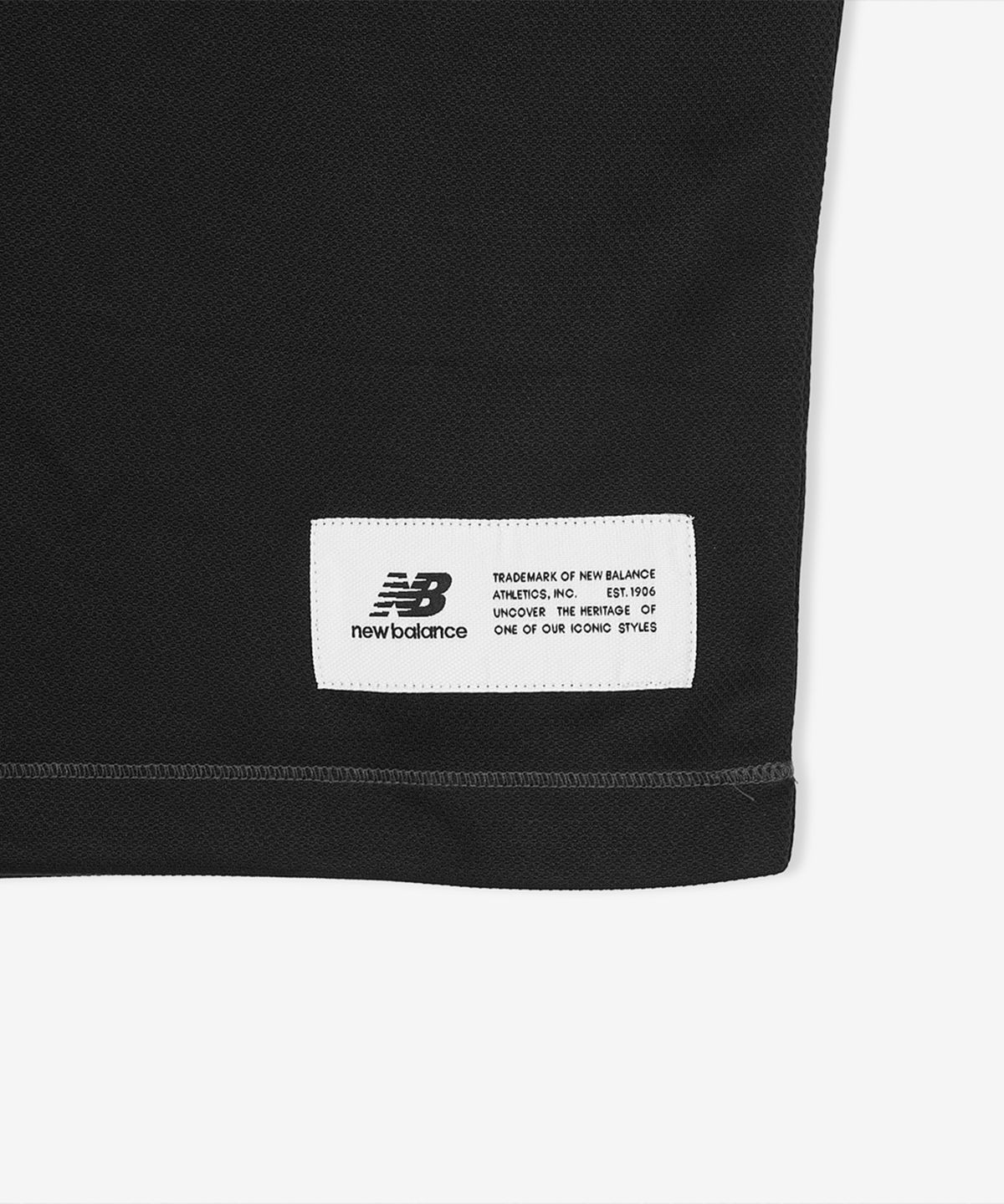 뉴발란스(NEW BALANCE) NBNEGCA053 / UNI 머슬핏 오버 반팔티 (BLACK)