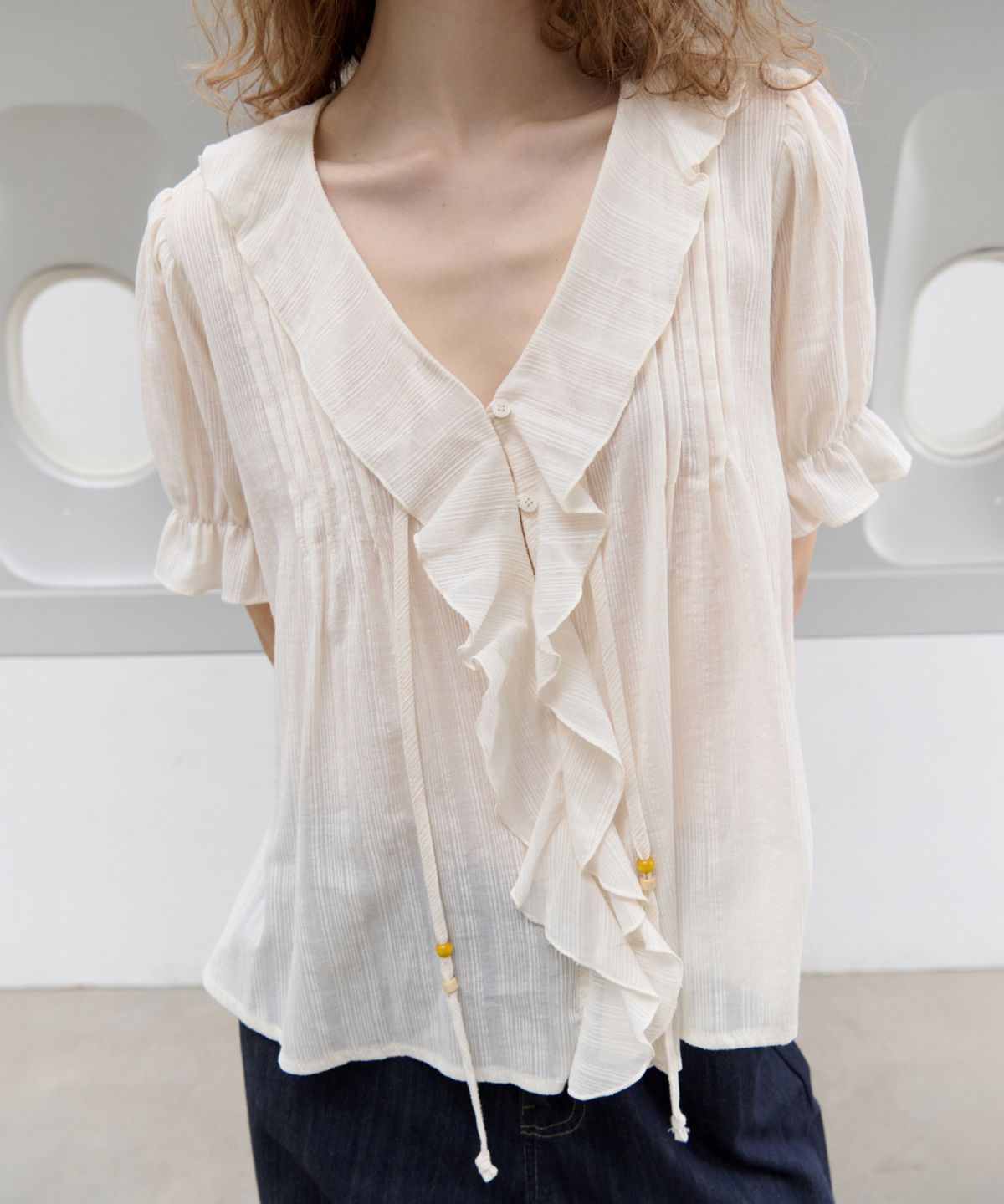 토아베(TOAVE) West Village Ruffle Pintuck Blouse (Cream)