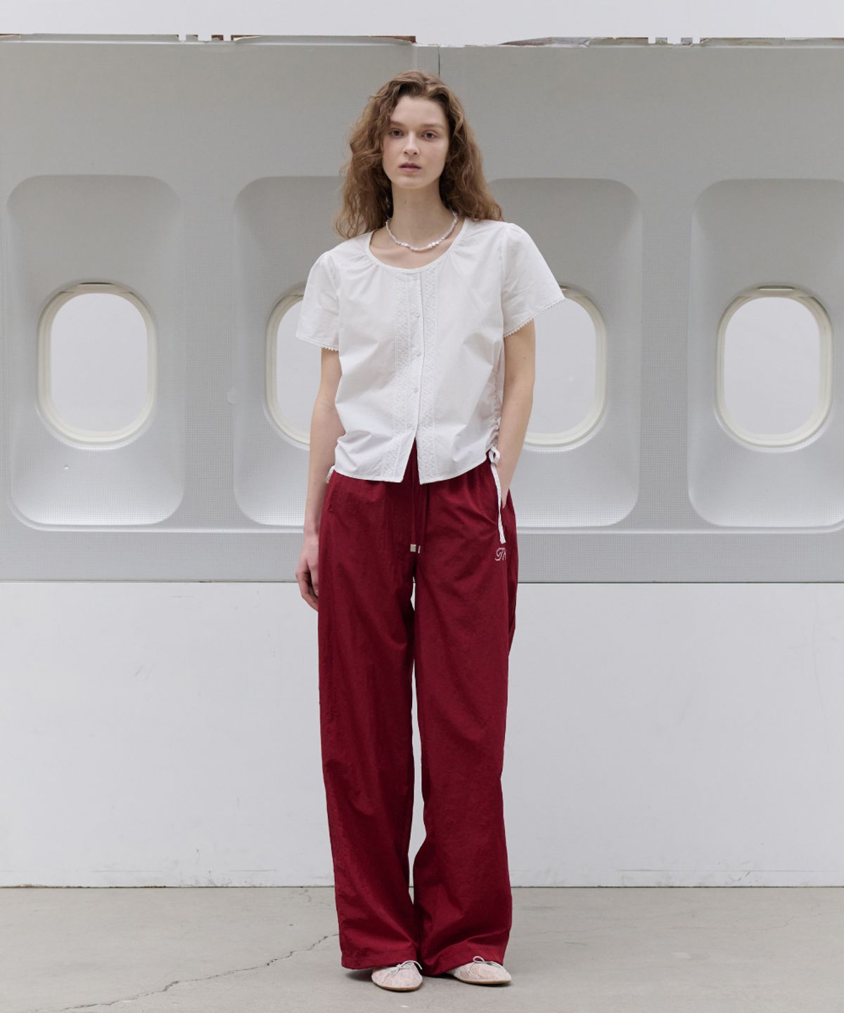 토아베(TOAVE) Color Tech Nylon Wide Pants (Red)