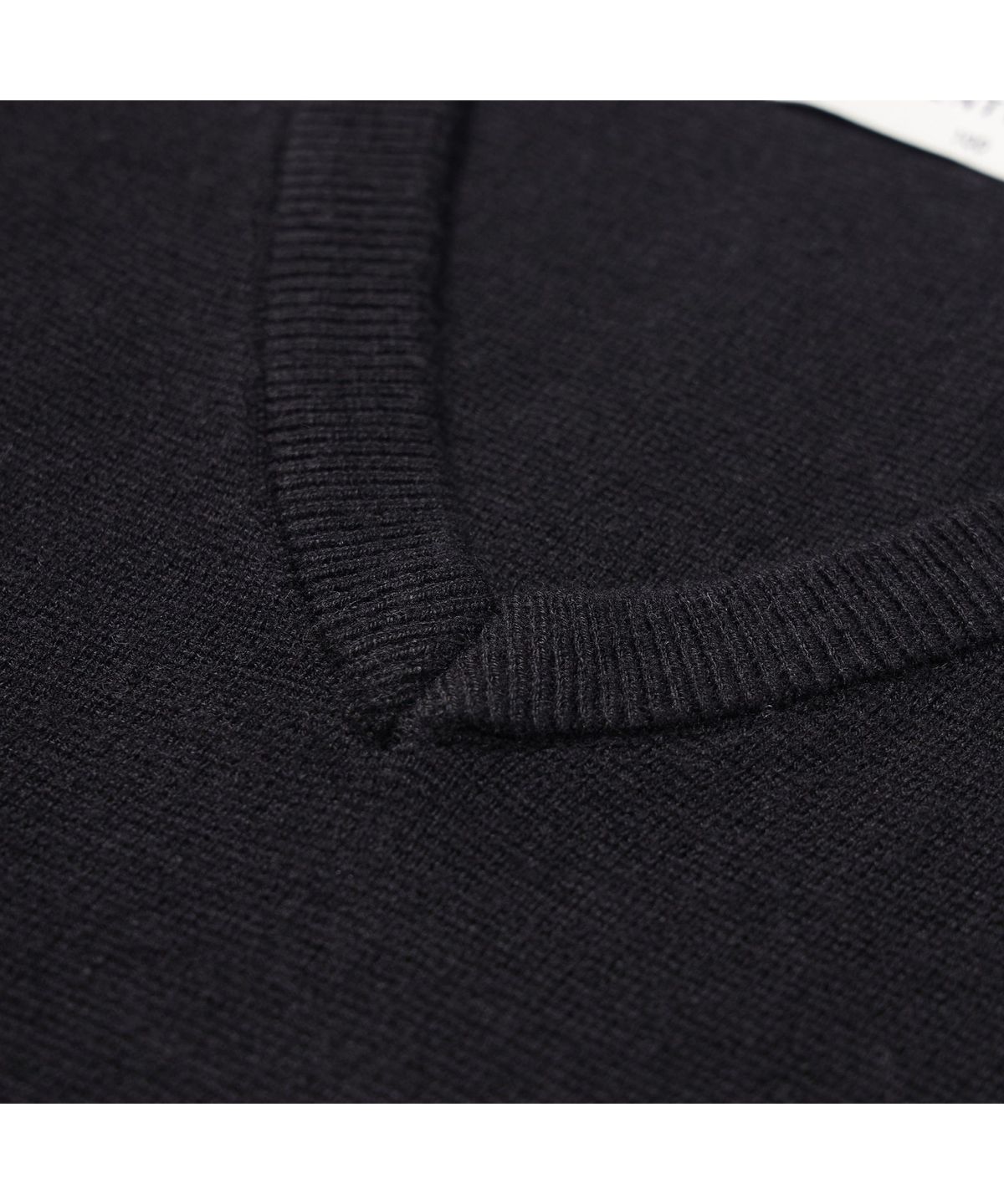 브렌우드(BRENTWOOD) [에센셜스] 워셔블 브이넥 베스트 스웨터 BRWAX26271BKX