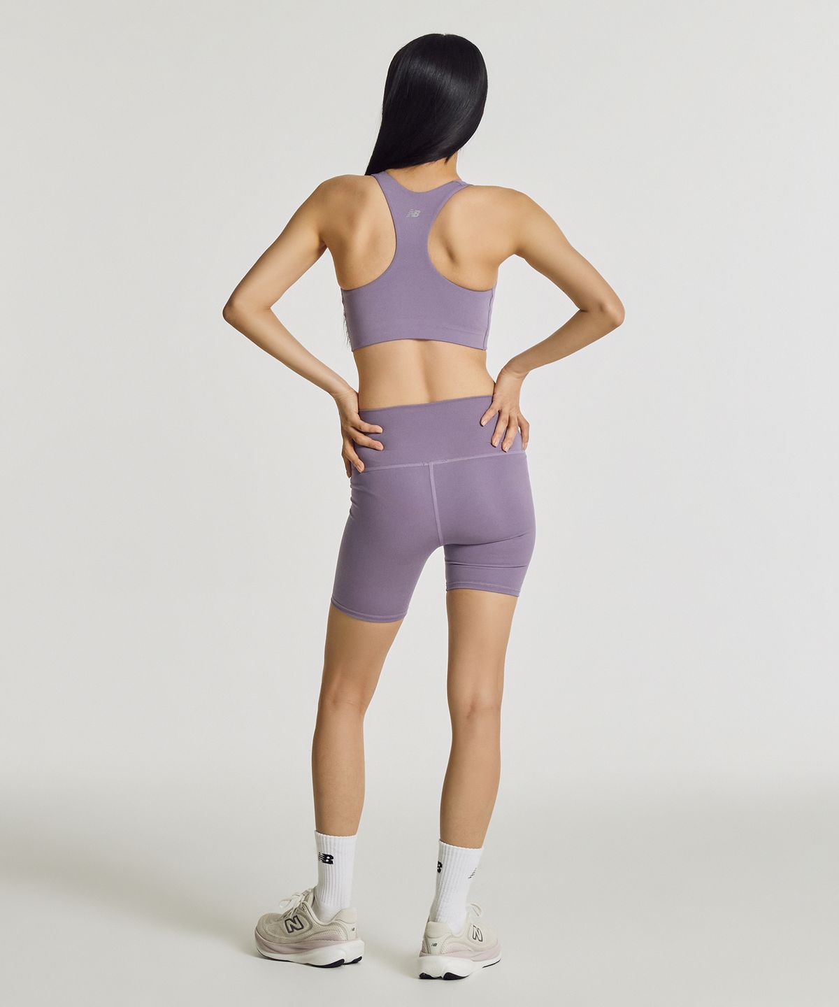 뉴발란스(NEW BALANCE) NBN9G3V822 / WOMEN 디파인 브라탑 (L/PURPLE)