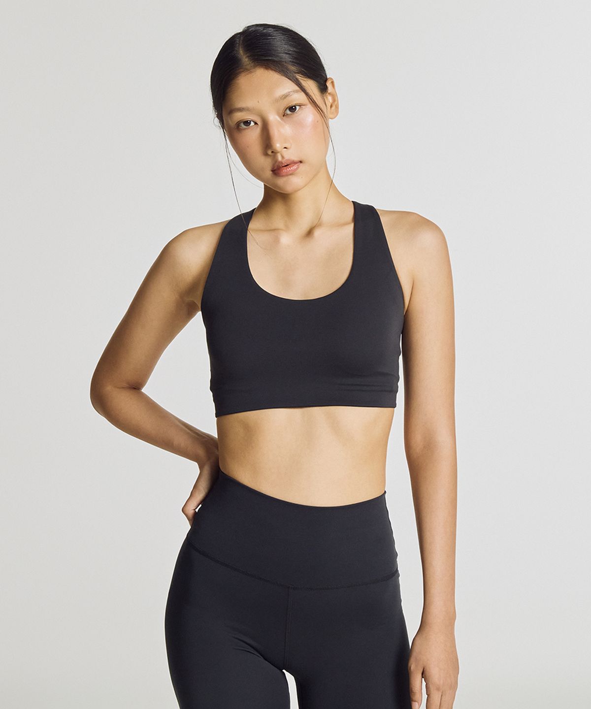 뉴발란스(NEW BALANCE) NBN9G3V822 / WOMEN 디파인 브라탑 (BLACK)