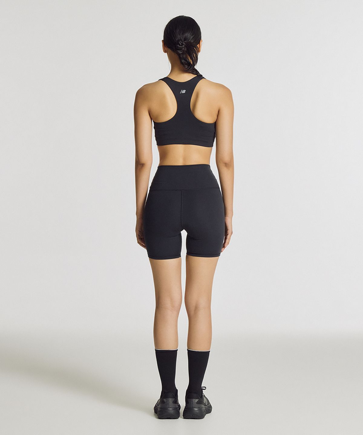 뉴발란스(NEW BALANCE) NBN9G3V822 / WOMEN 디파인 브라탑 (BLACK)