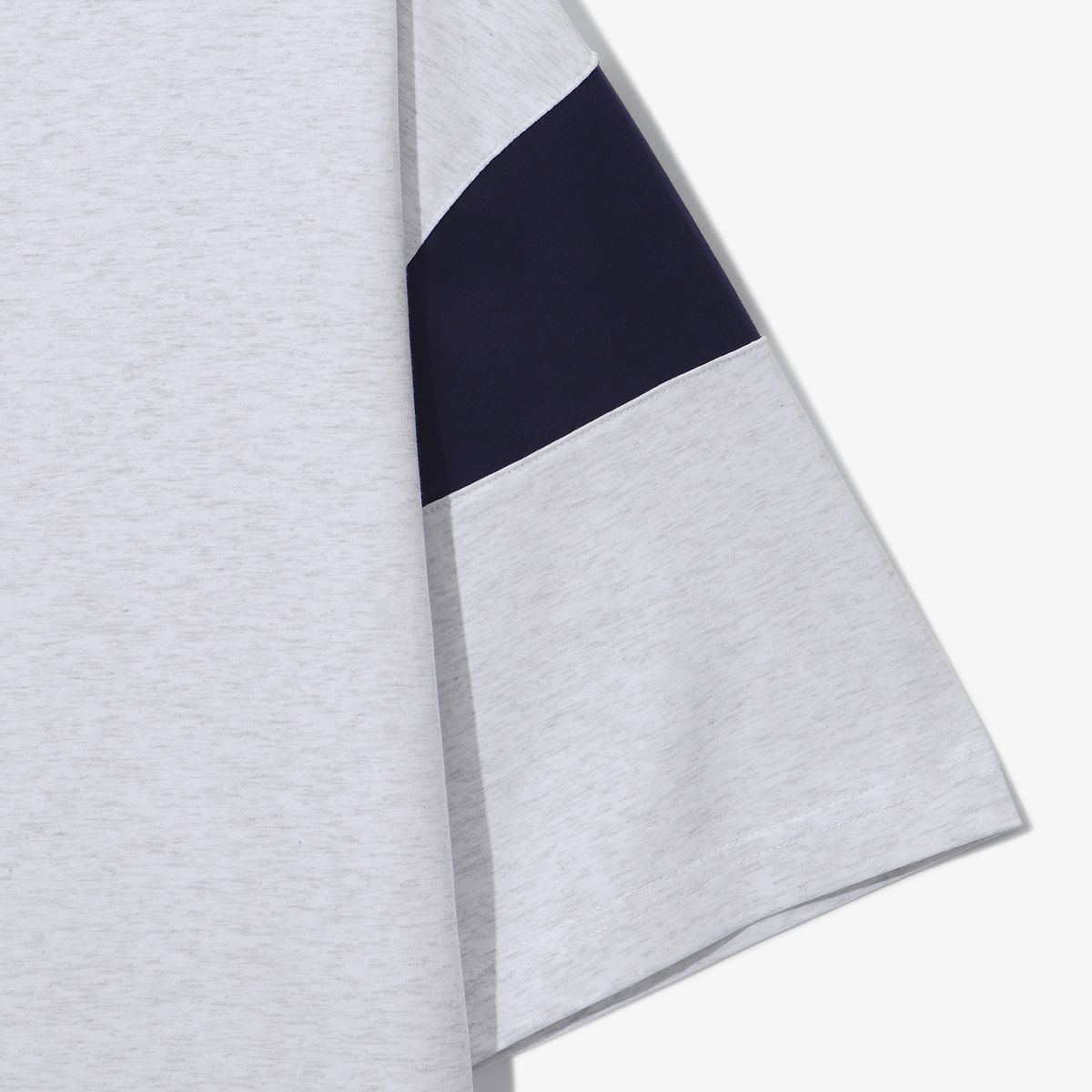 휠라(FILA) Coldwave+ 트랙 어깨배색 반팔티(FS262RS01X007061)
