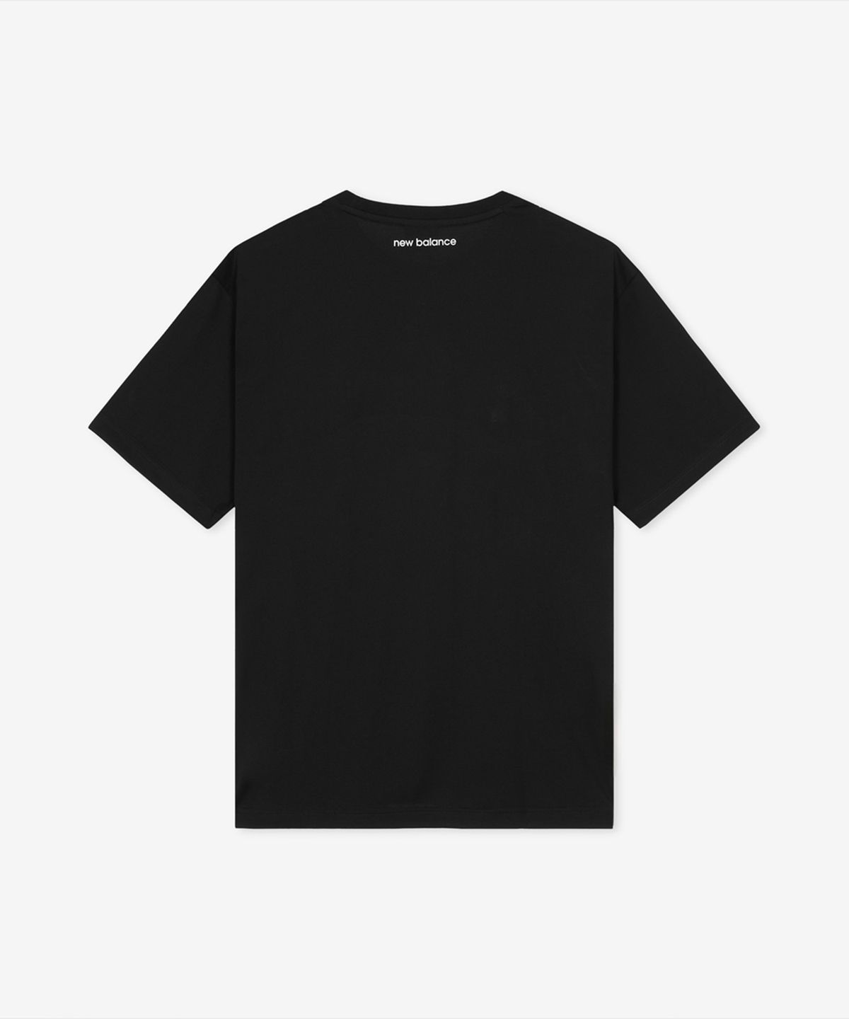 뉴발란스(NEW BALANCE) NBNEGCO201 / UNI 에센셜 스몰로고 반팔티 (BLACK)