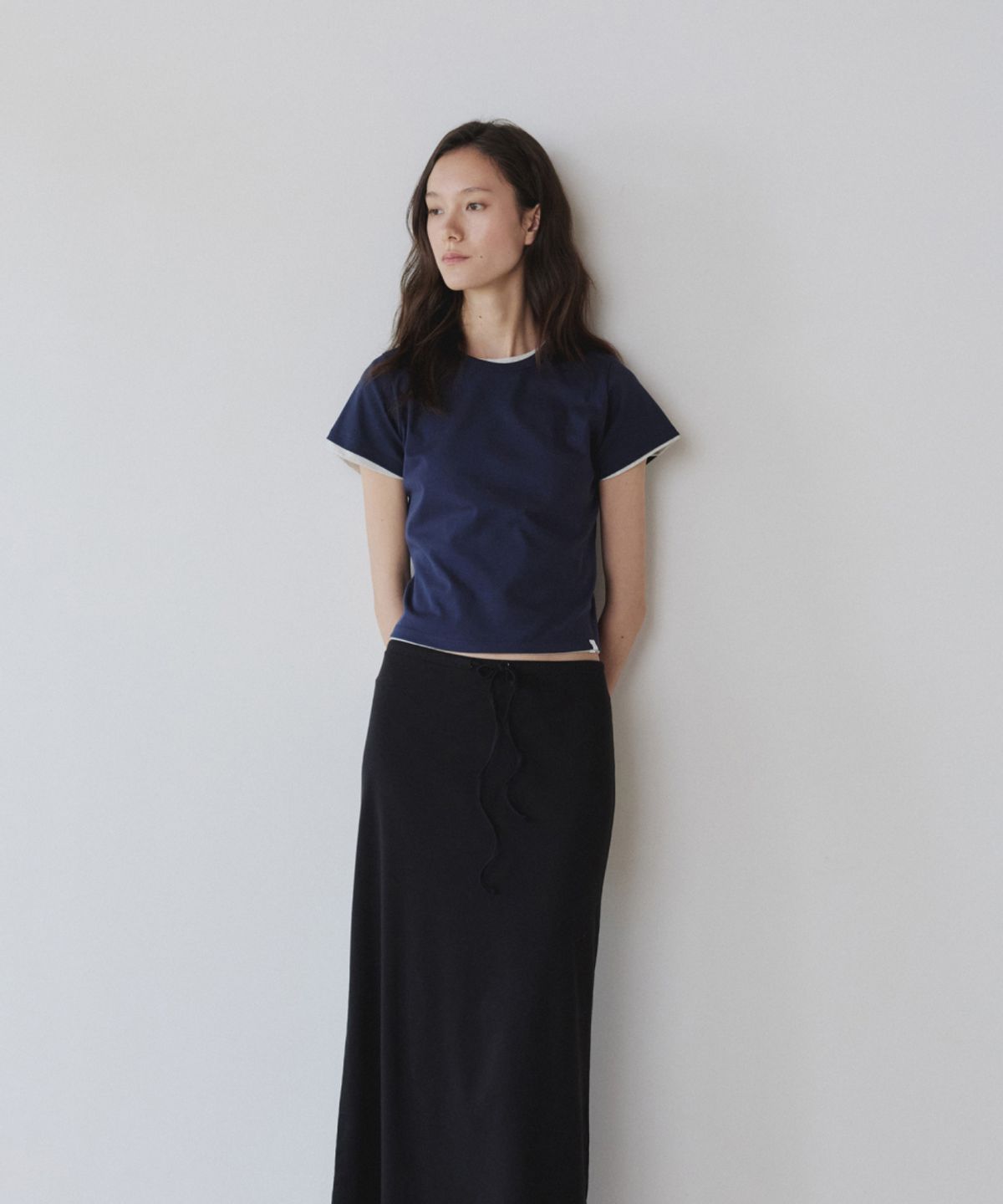 이어닝(YEARNING) ESSENTIAL RIB SLIM TEE, NAVY