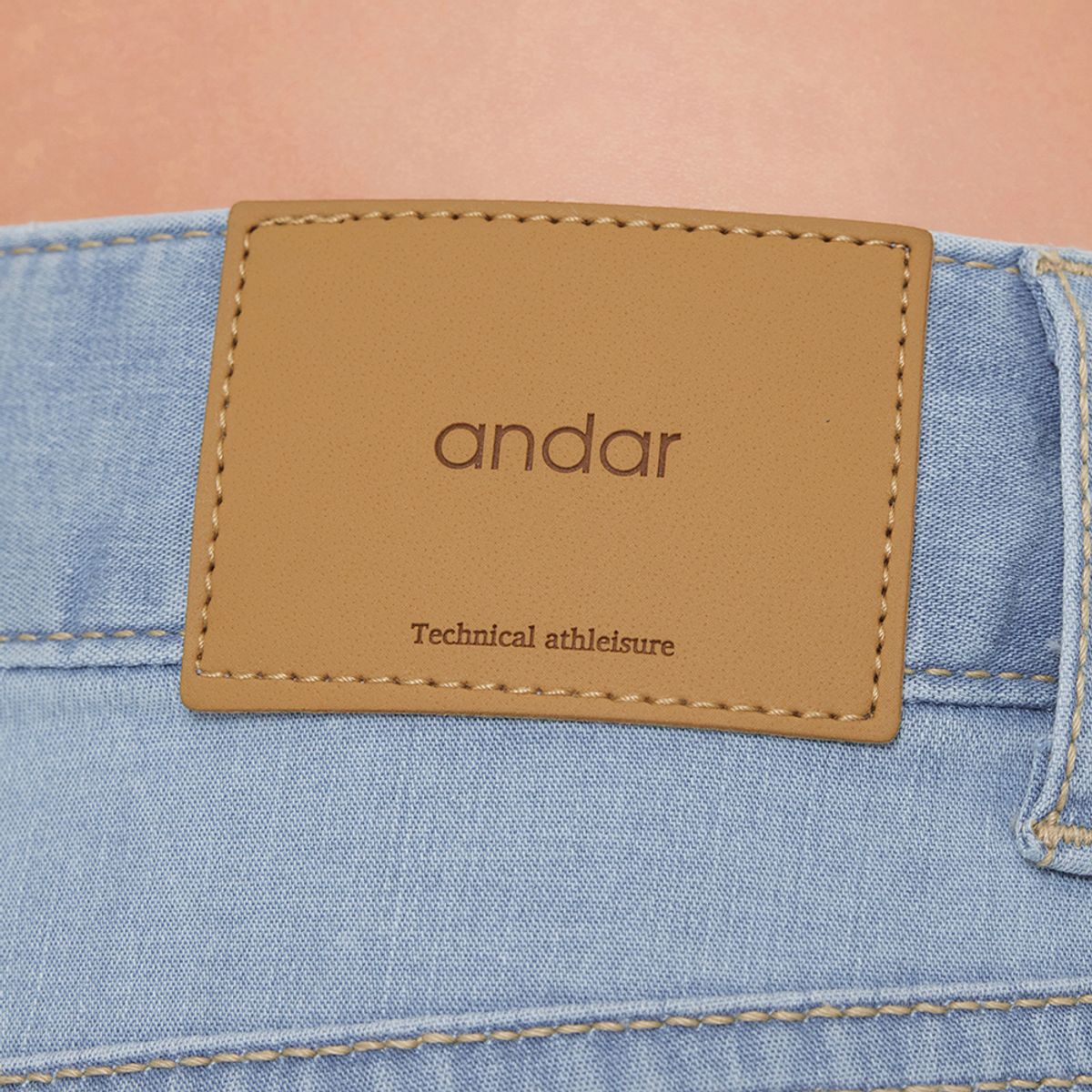 안다르(ANDAR) 아이스 에어데님 스트레이트핏 청바지