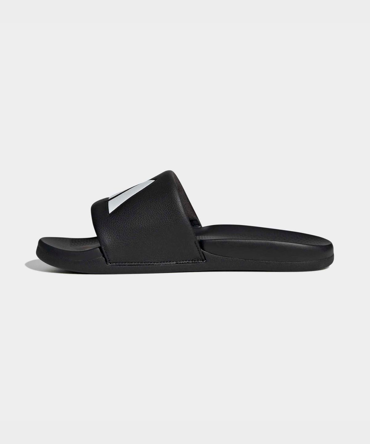 아디다스(ADIDAS) 아딜렛 컴포트 2.0 슬라이드 - 블랙:화이트 / KK2519