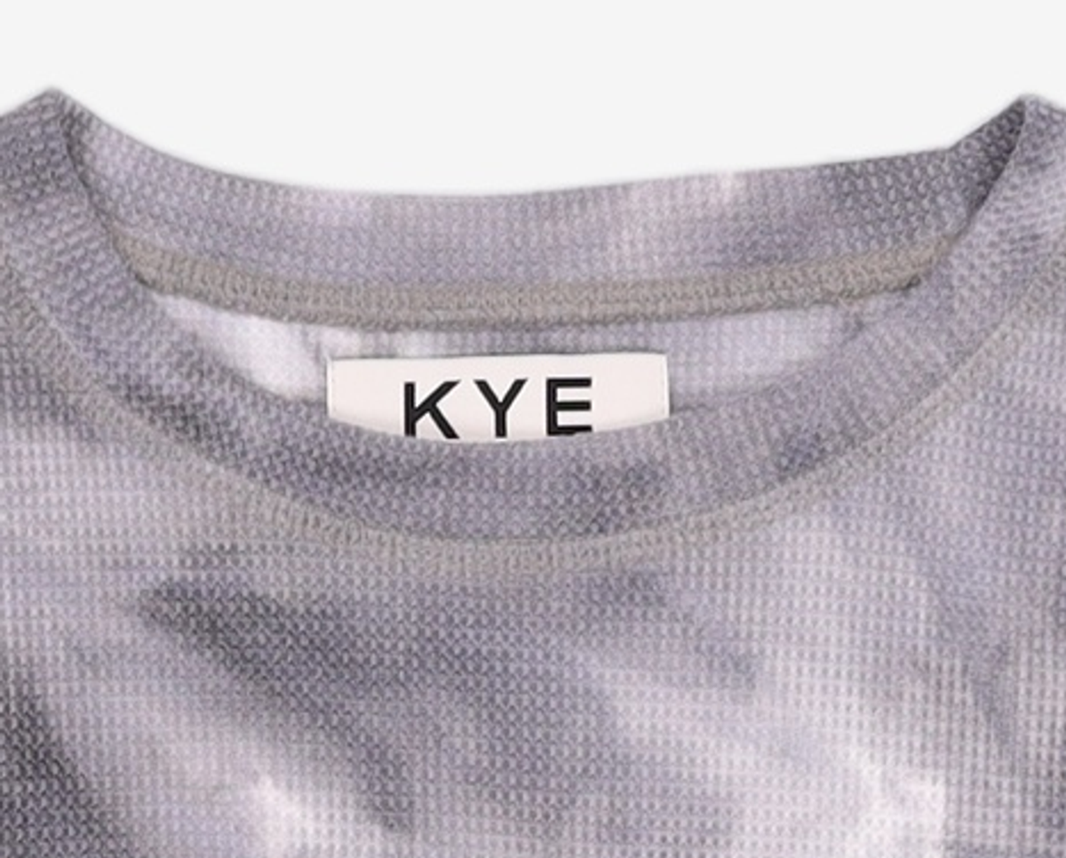 카이(KYE) 반소매 티셔츠 FREE