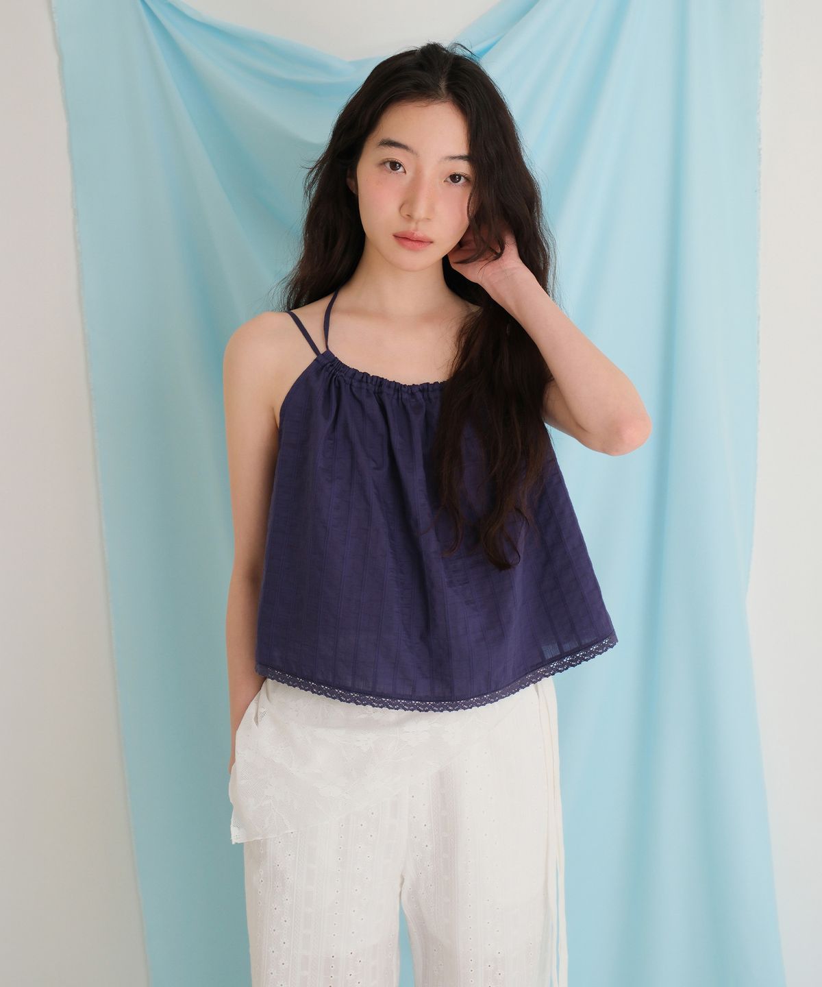 모의(MOUI) Heidi halter blouse (D/BLUE)
