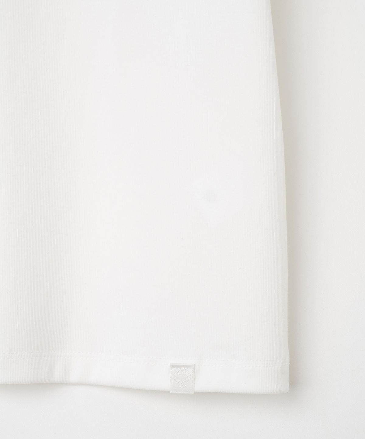 이어닝(YEARNING) ESSENTIAL RIB SLIM TEE, IVORY