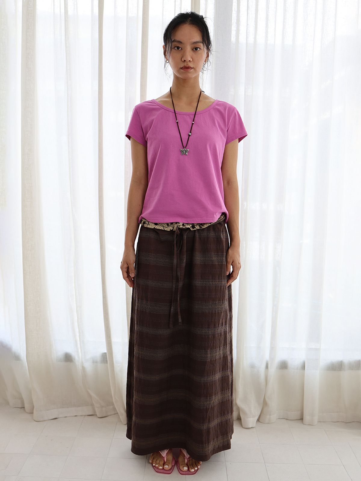 무음(MUWM) 스쿱 베이직 티 + 메쉬 탑 세트 Scoop Basic Tee + Mesh Top Set (9 Colors)