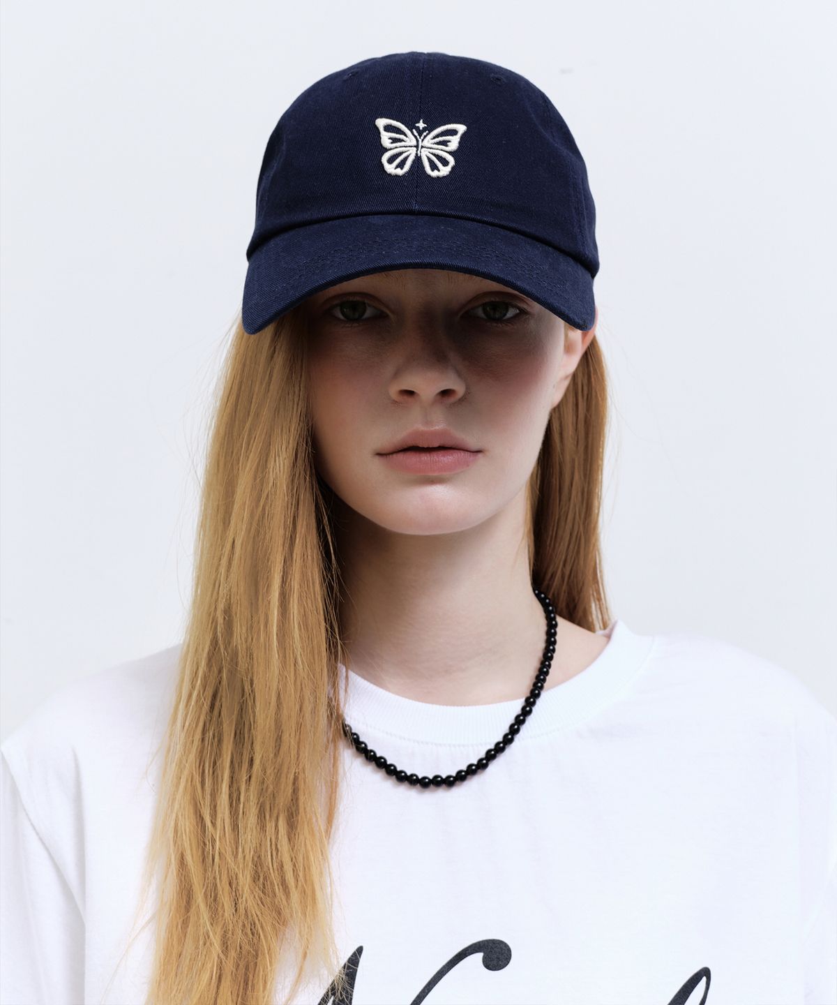 닉앤니콜(NICK&NICOLE) MINI BUTTERFLY BLINK BALL CAP_NAVY CREAM