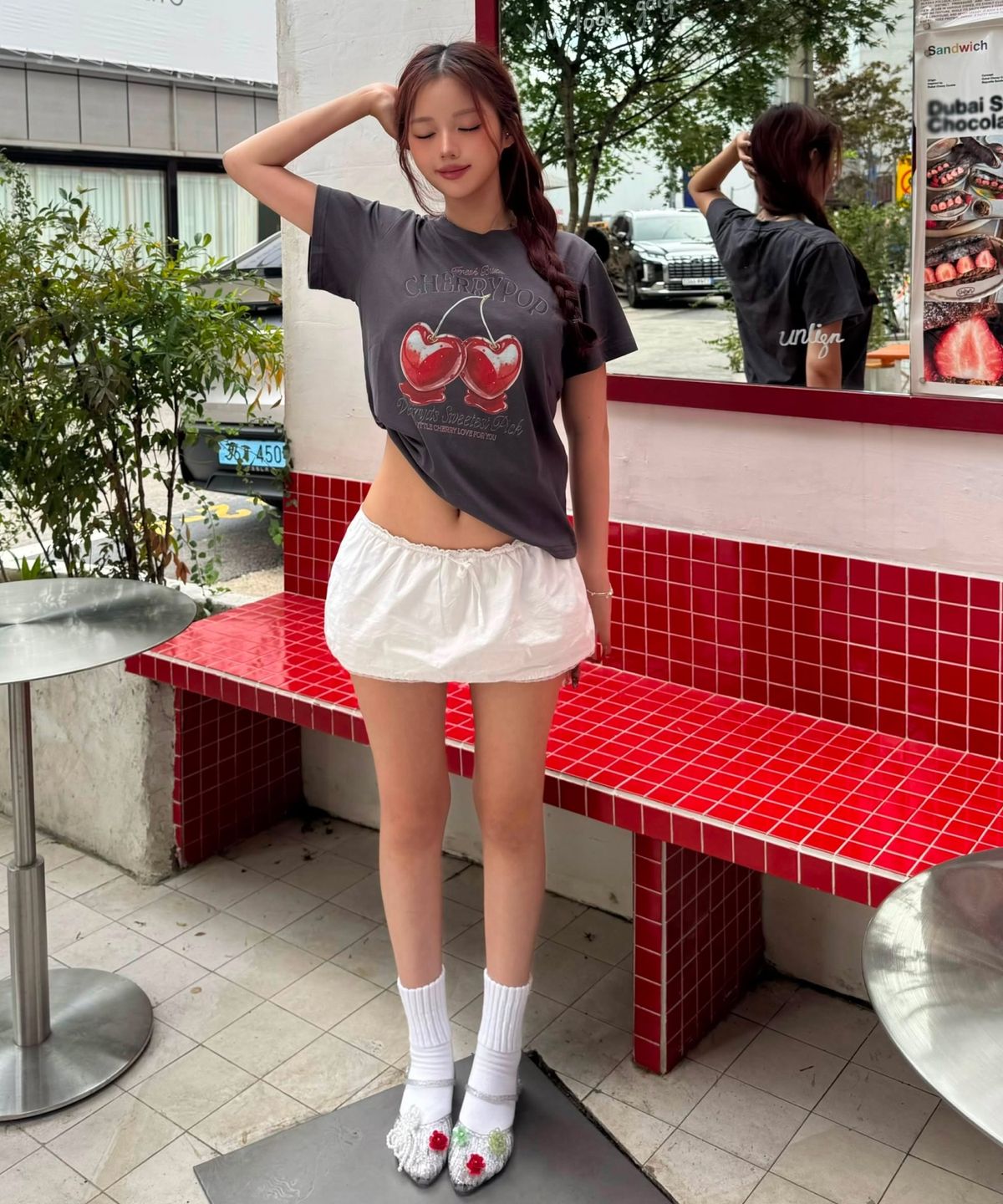 베스티리아(VESTIRYA) Cherry Pop T-shirts Charcoal