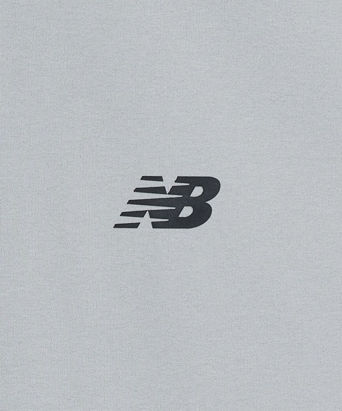 뉴발란스(NEW BALANCE) NBNEGCO210 / UNI FROZEN 스몰로고 반팔티 (L/GRAY)