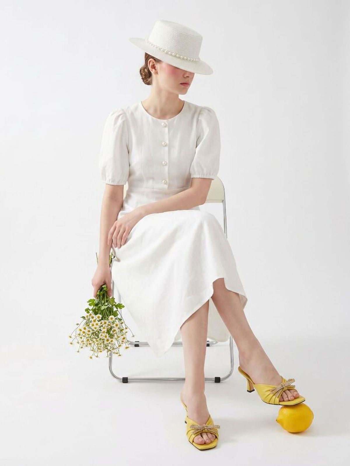 인더발코니(IN THE BALCONY) Yerina Yellow