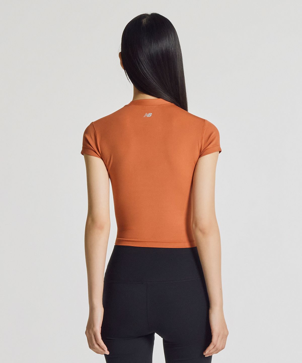뉴발란스(NEW BALANCE) NBNEG2V432 / WOMEN 디파인 반팔티 (ORANGE)