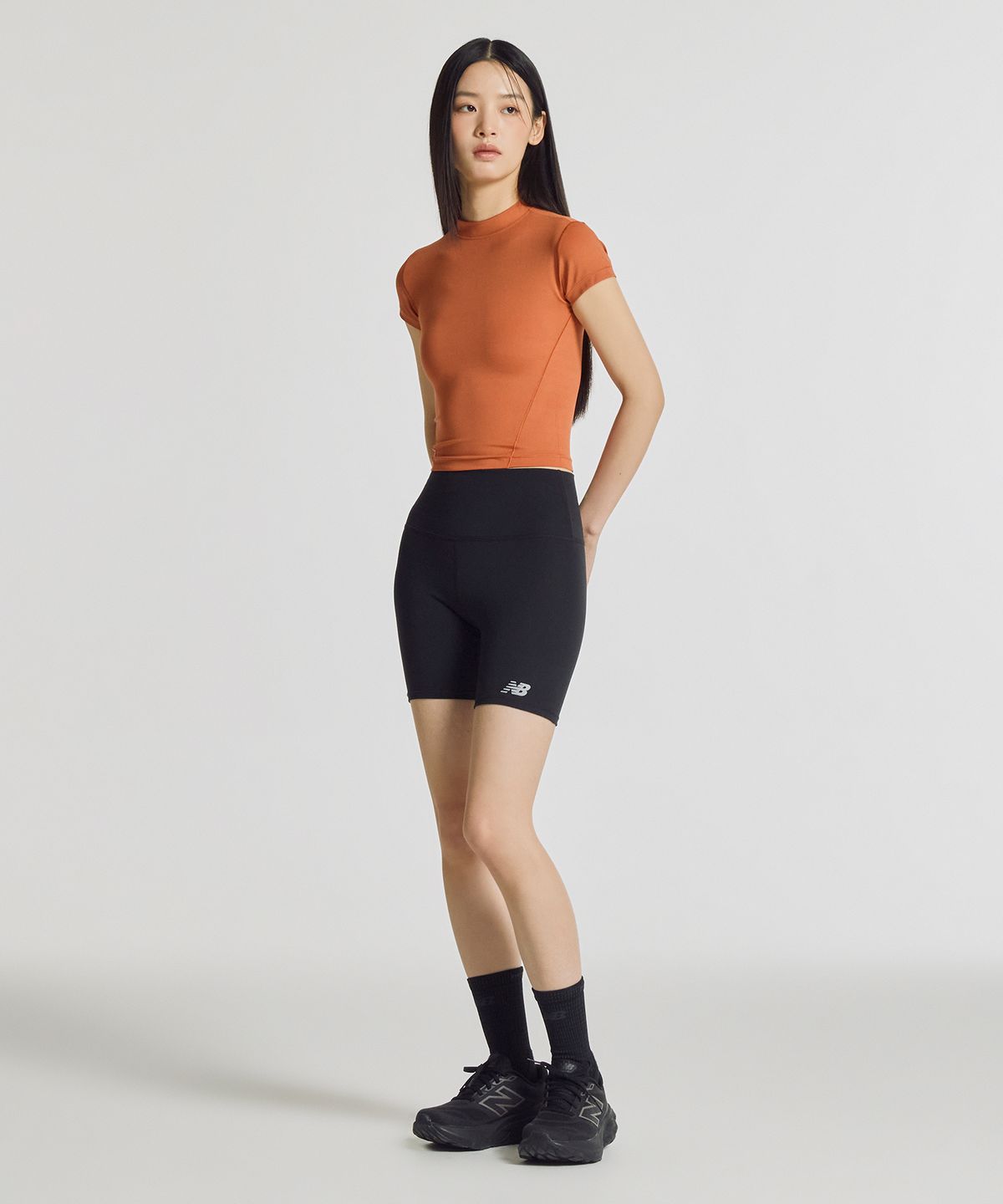 뉴발란스(NEW BALANCE) NBNEG2V432 / WOMEN 디파인 반팔티 (ORANGE)