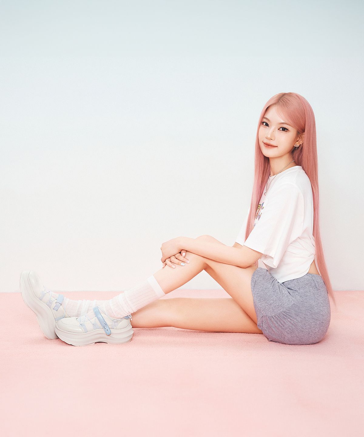 마크모크(MAC MOC) [STAYC] Tory 토리 매쉬 벨크로 플랫폼 스니커즈_Cream (5.5cm)