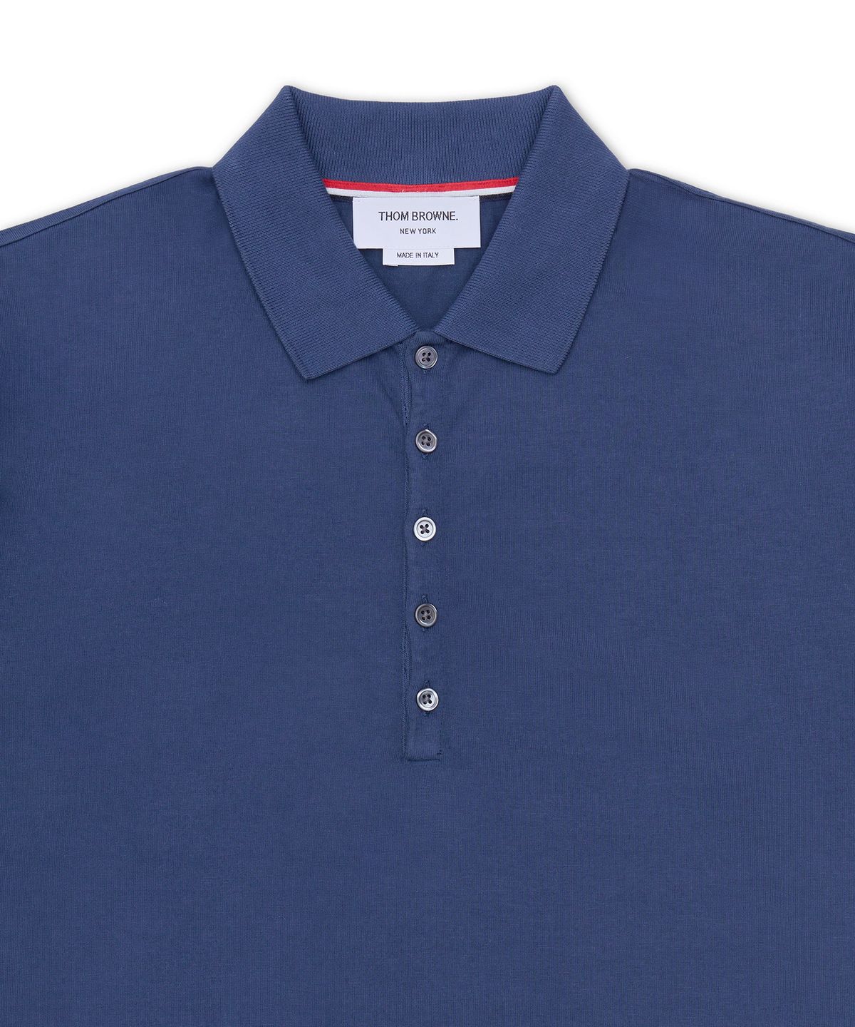 톰 브라운(THOM BROWNE) 가먼트 오버다이 저지 4-바 반소매 폴로 셔츠 - 네이비 / MJP236AJ0253415