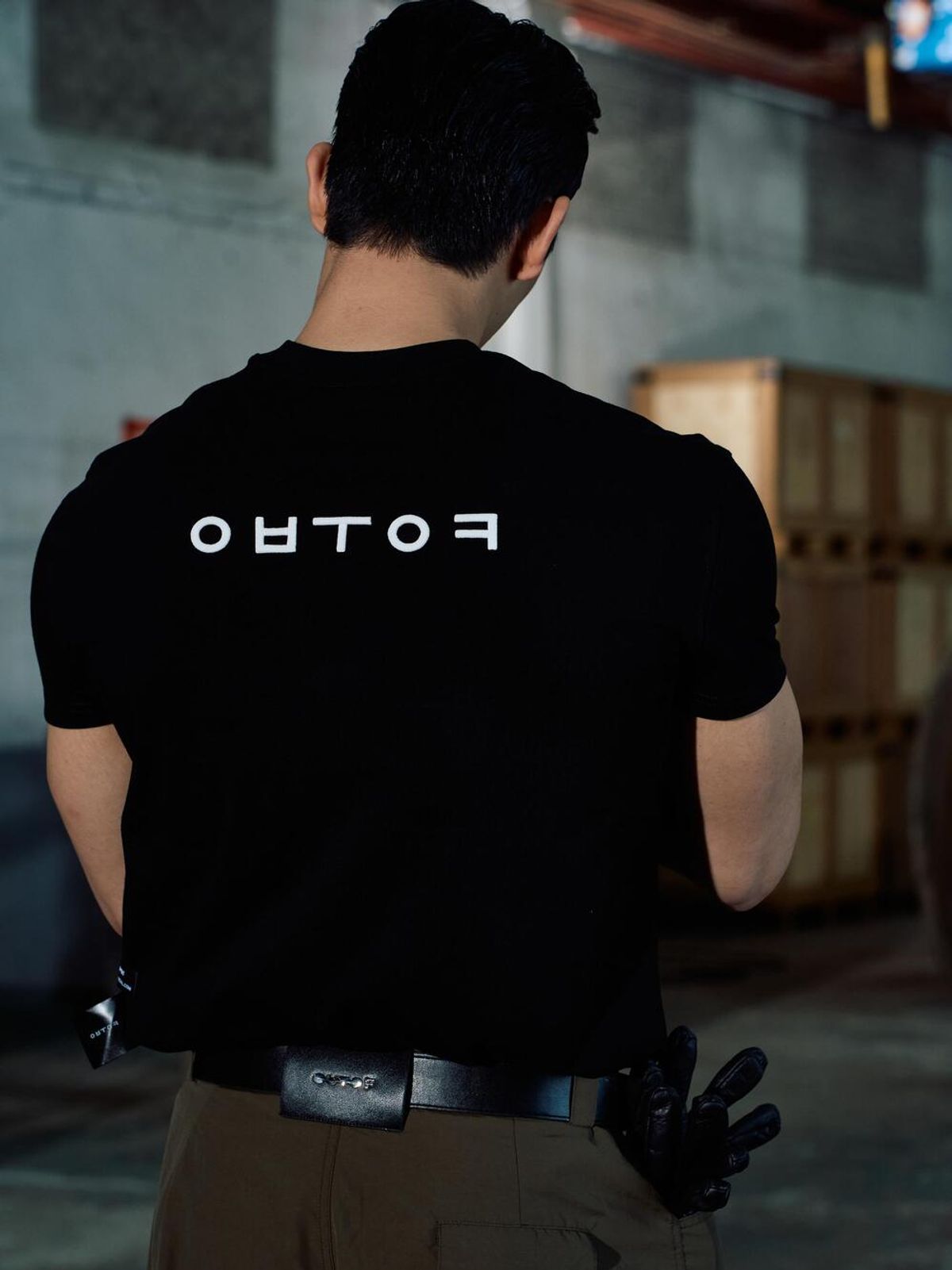 아웃오브(OUTOF) Korean Alphabet Logo T Shirt