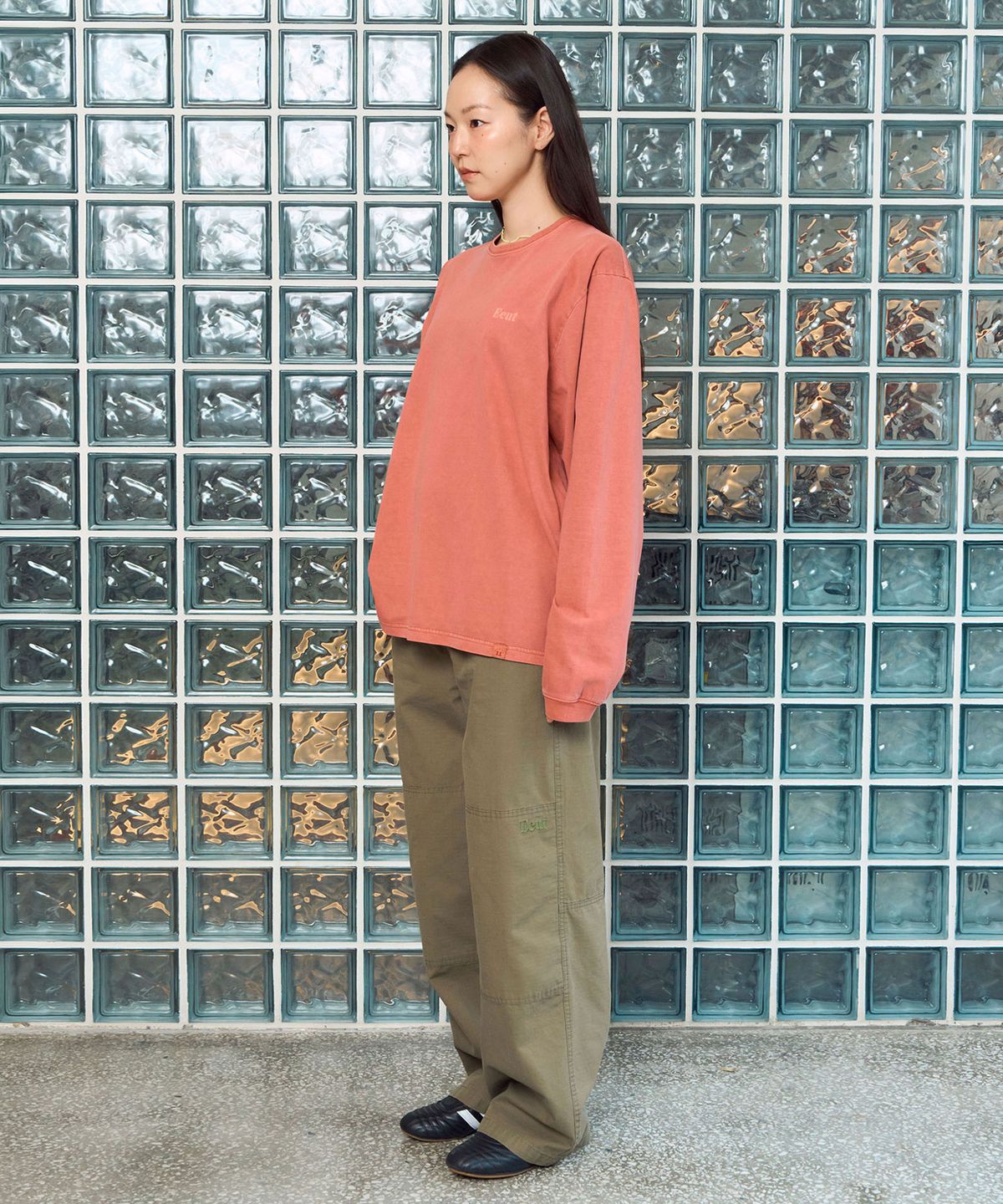 이우트(EEUT) PIGMENT DYED LONG SLEEVE / RED