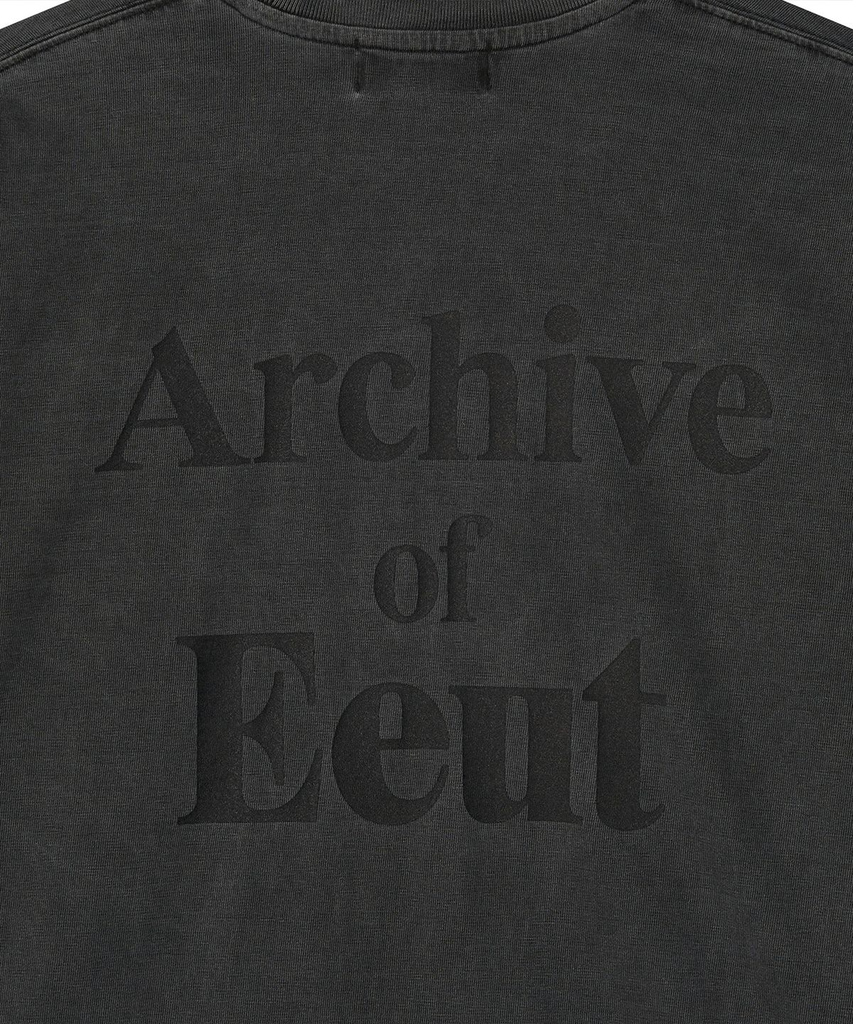 이우트(EEUT) PIGMENT DYED LONG SLEEVE / CHARCOAL
