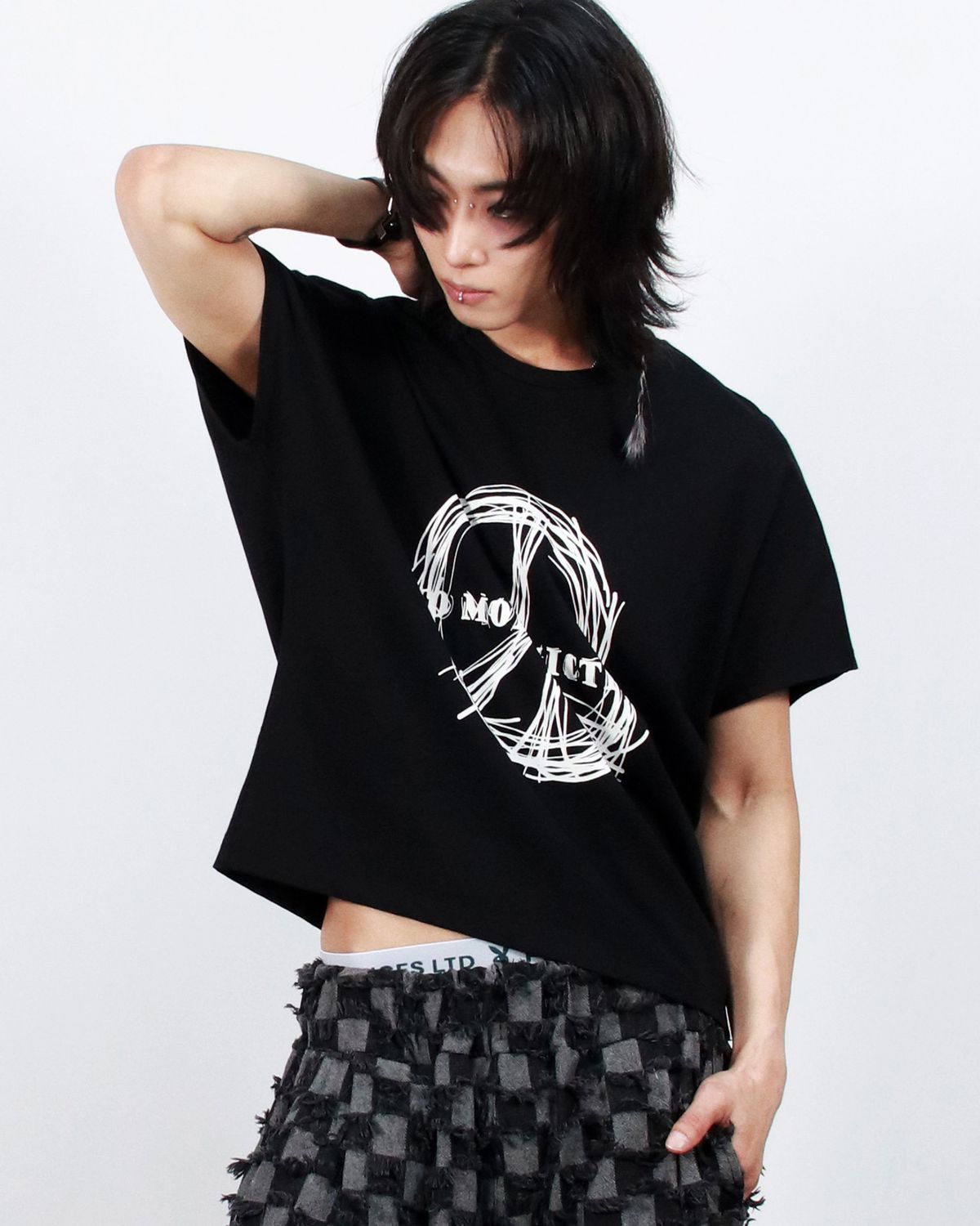 드마크(DEMARC) M piece graphic standard fit French short-sleeved Black