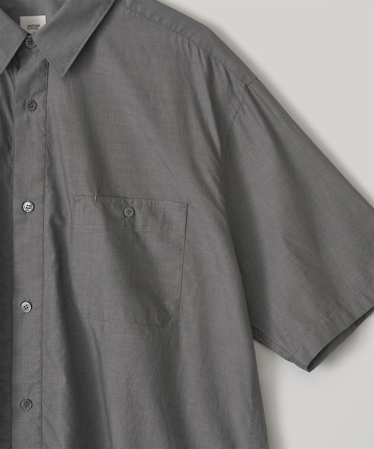어나더 오피스(ANOTHER OFFICE) Writer Chambray Shirt (Monk Gray)