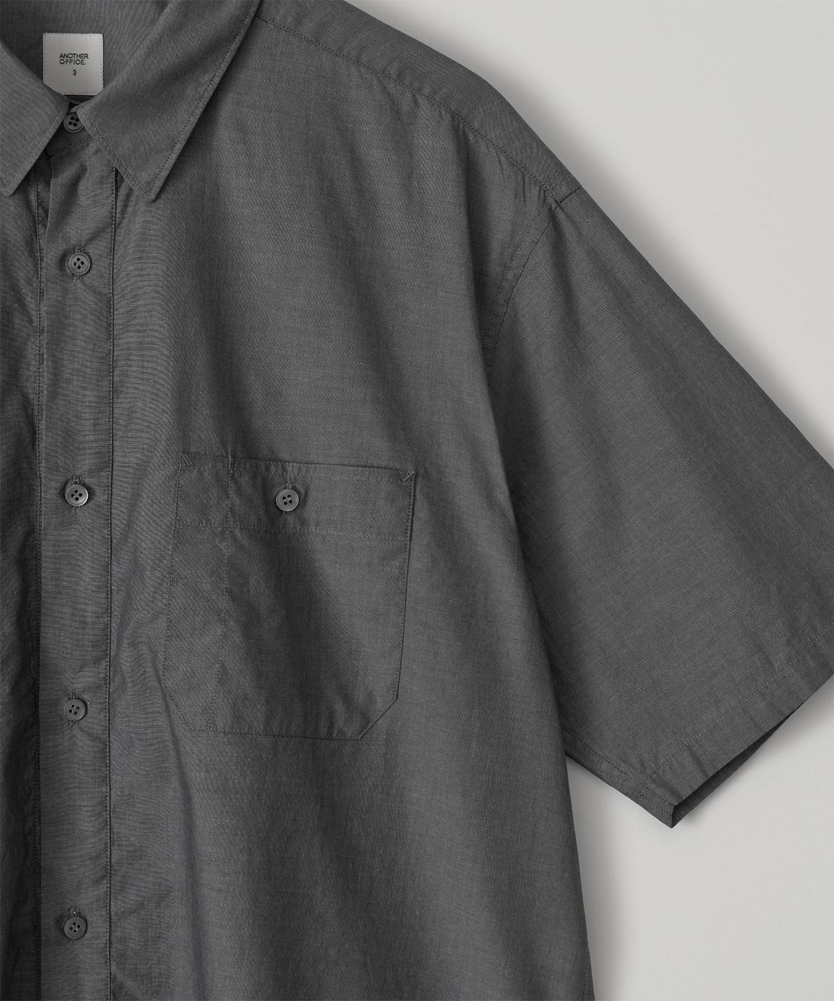 어나더 오피스(ANOTHER OFFICE) Writer Chambray Shirt (Asphalt)