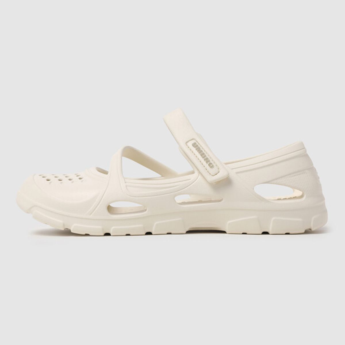 엄브로(UMBRO) FLOA MARYJANE (플로아 메리제인) 아이보리 UR212ESA51