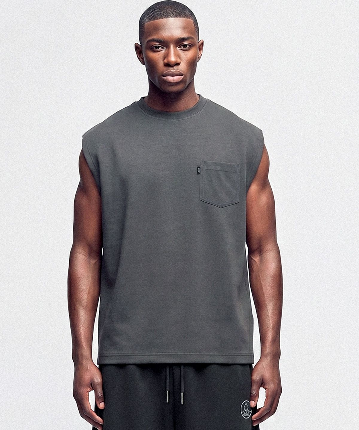 블랙맘바(BLACKMAMBA) BLACKMAMBA 포켓 민소매 나시 (3color)