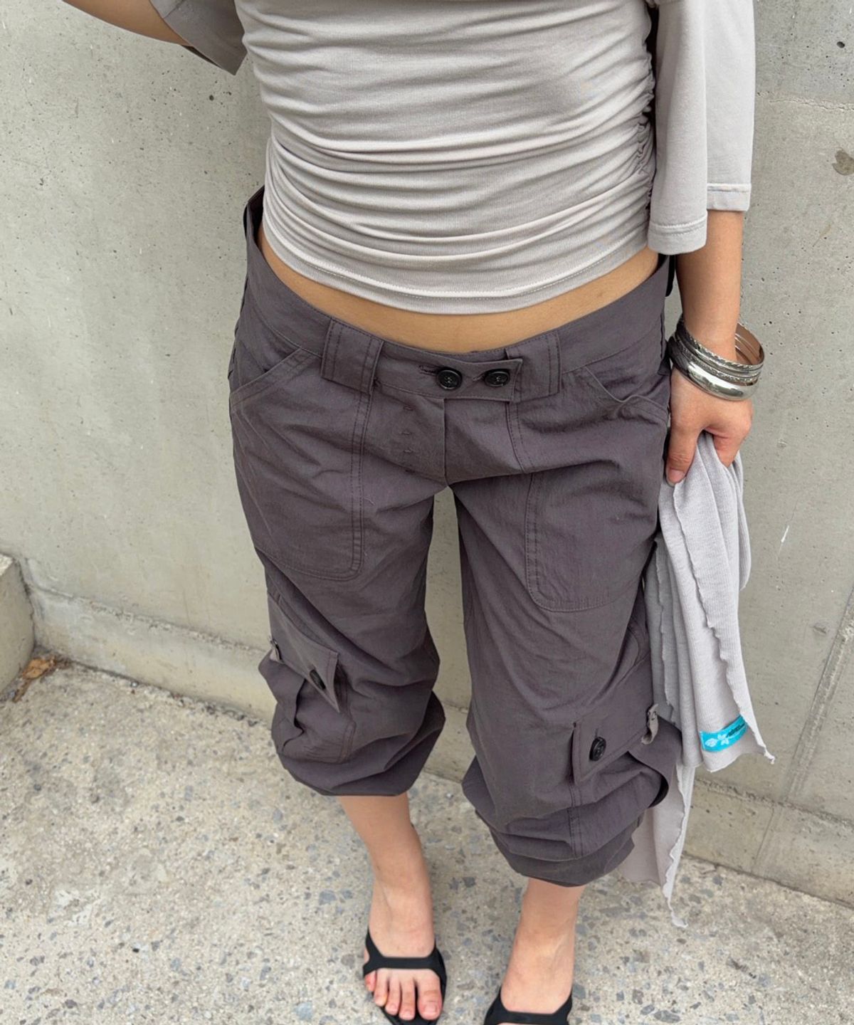 플리즈노팔로우(PLEASENOFOLLOW) Ethan Pocket Cargo Pants (Charcoal)