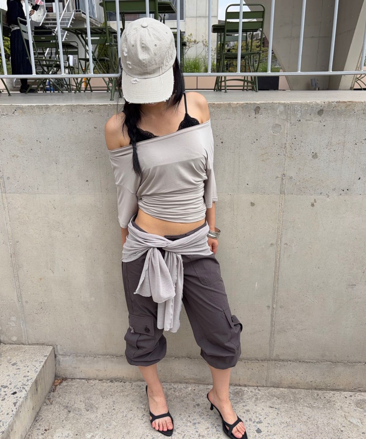 플리즈노팔로우(PLEASENOFOLLOW) Ethan Pocket Cargo Pants (Charcoal)