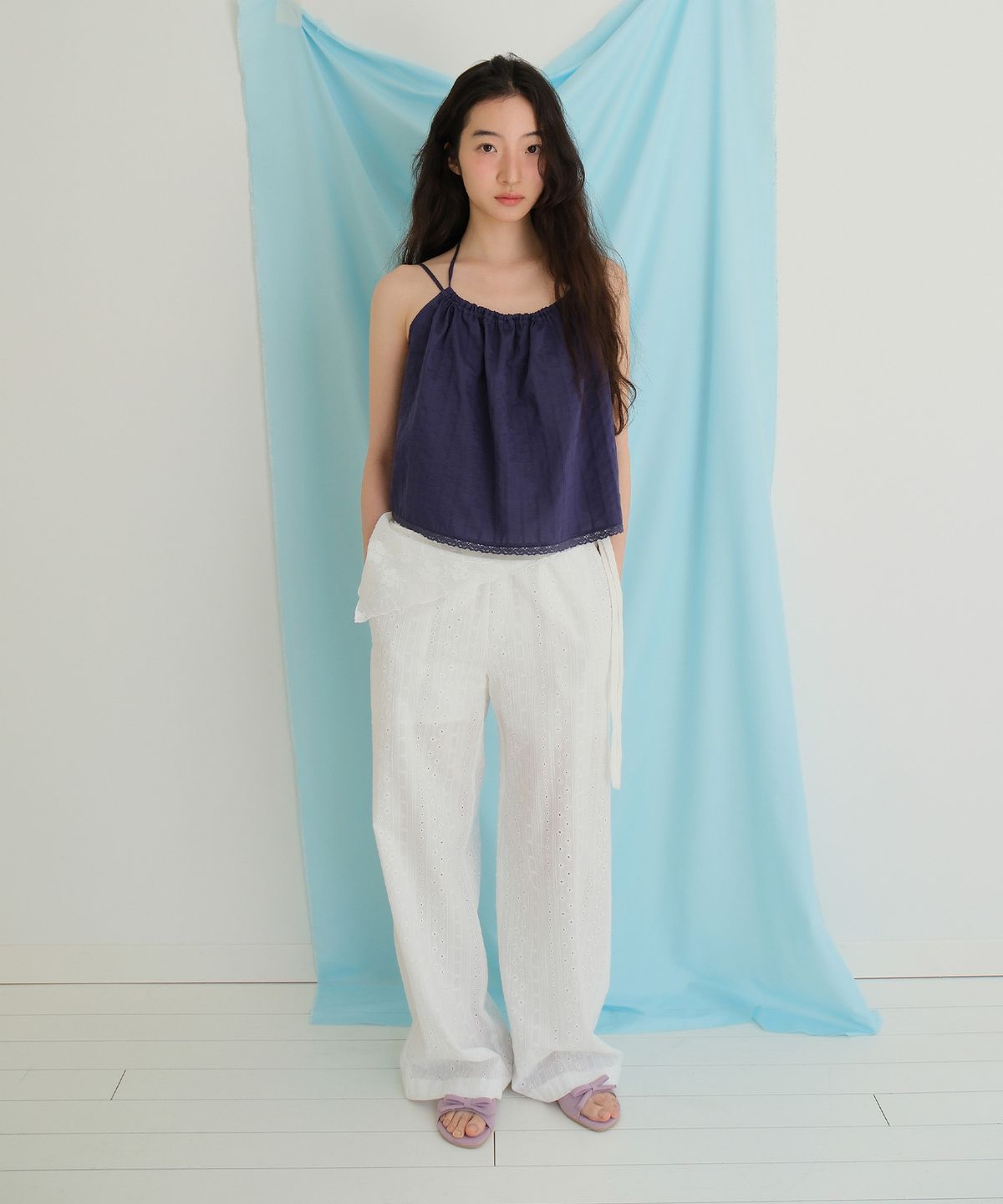 모의(MOUI) Light eyelet banding pants (O/WHITE)