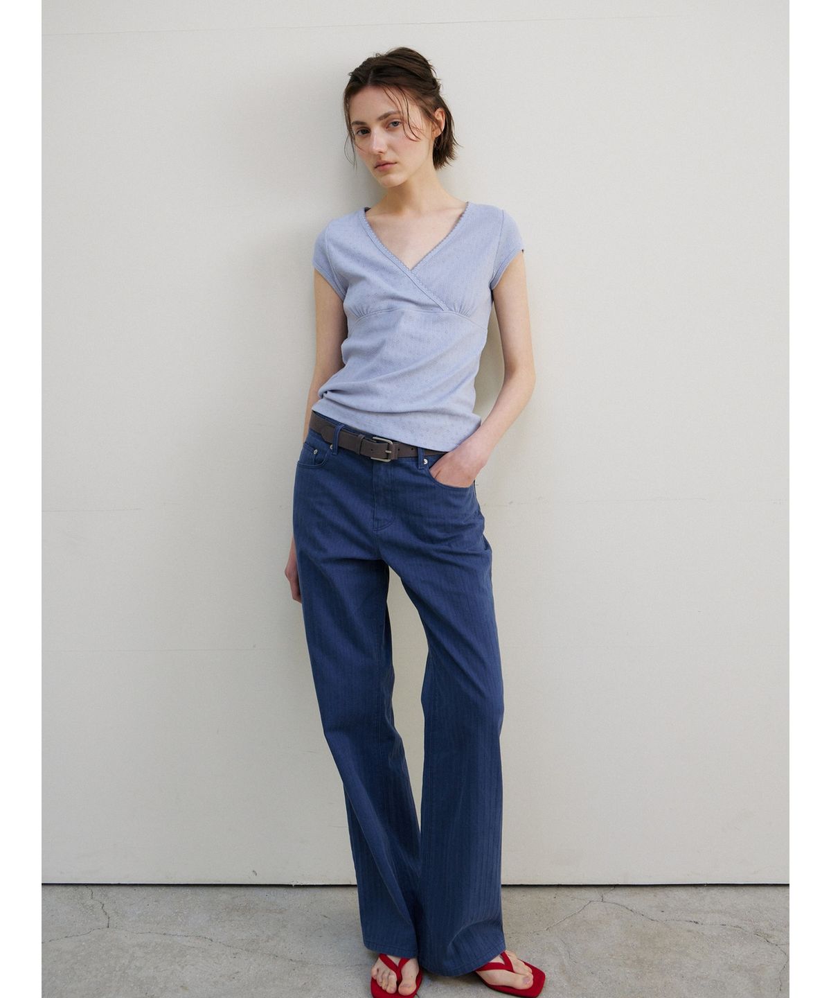 닌닛(NINNIT) [2nd] Scallop neck wrap t-shirt (SKY BLUE)