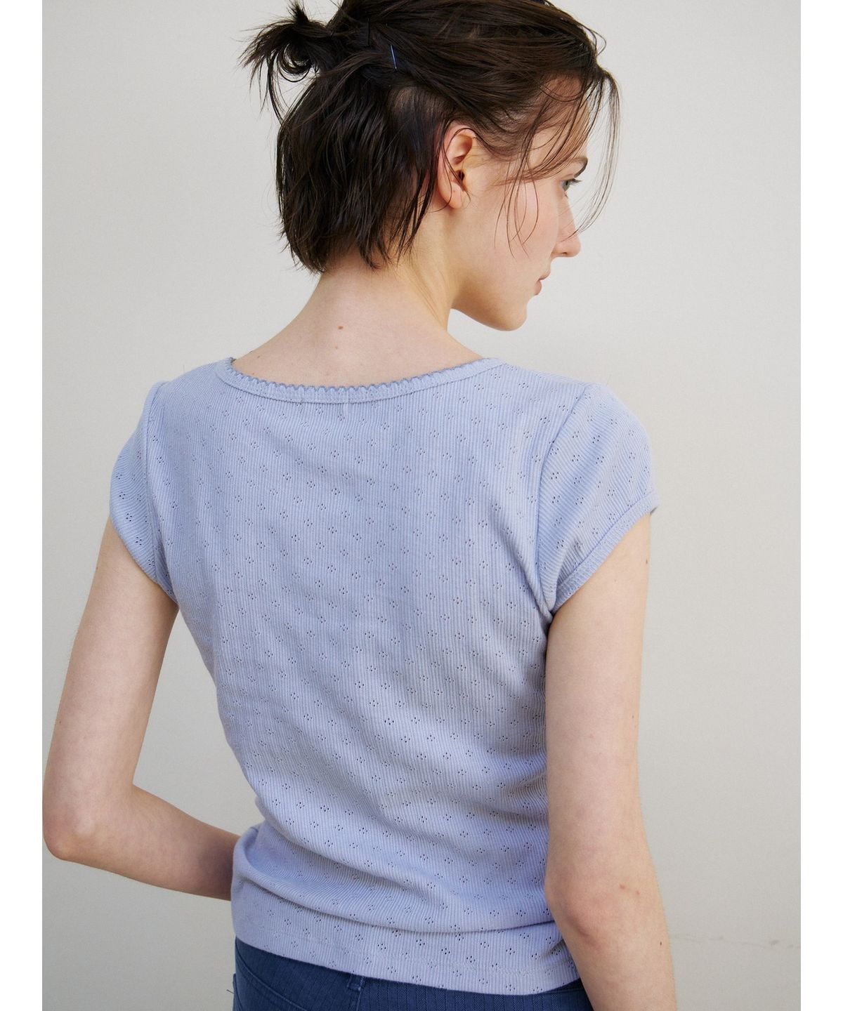 닌닛(NINNIT) [2nd] Scallop neck wrap t-shirt (SKY BLUE)