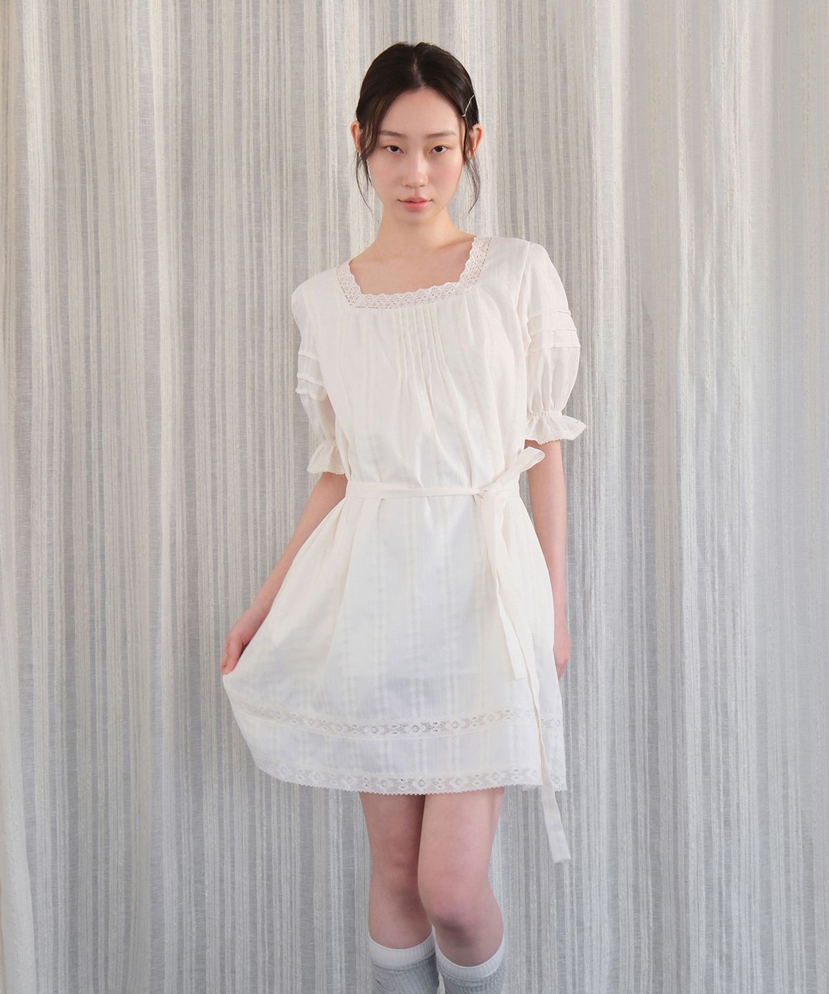 모의(MOUI) Morning lace ops (CREAM)