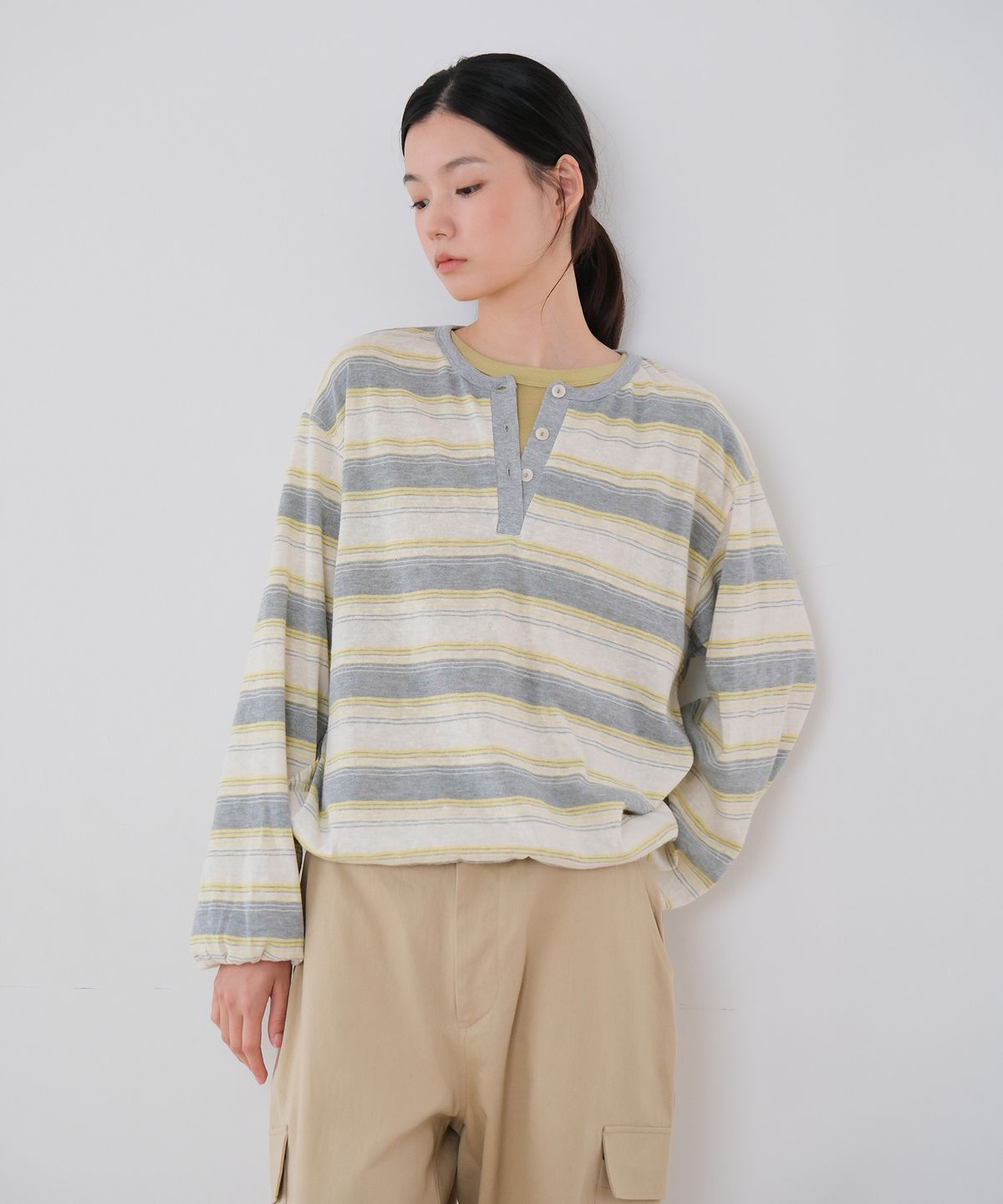 모의(MOUI) Stripe henley sweat shirt (YELLOW GREY)