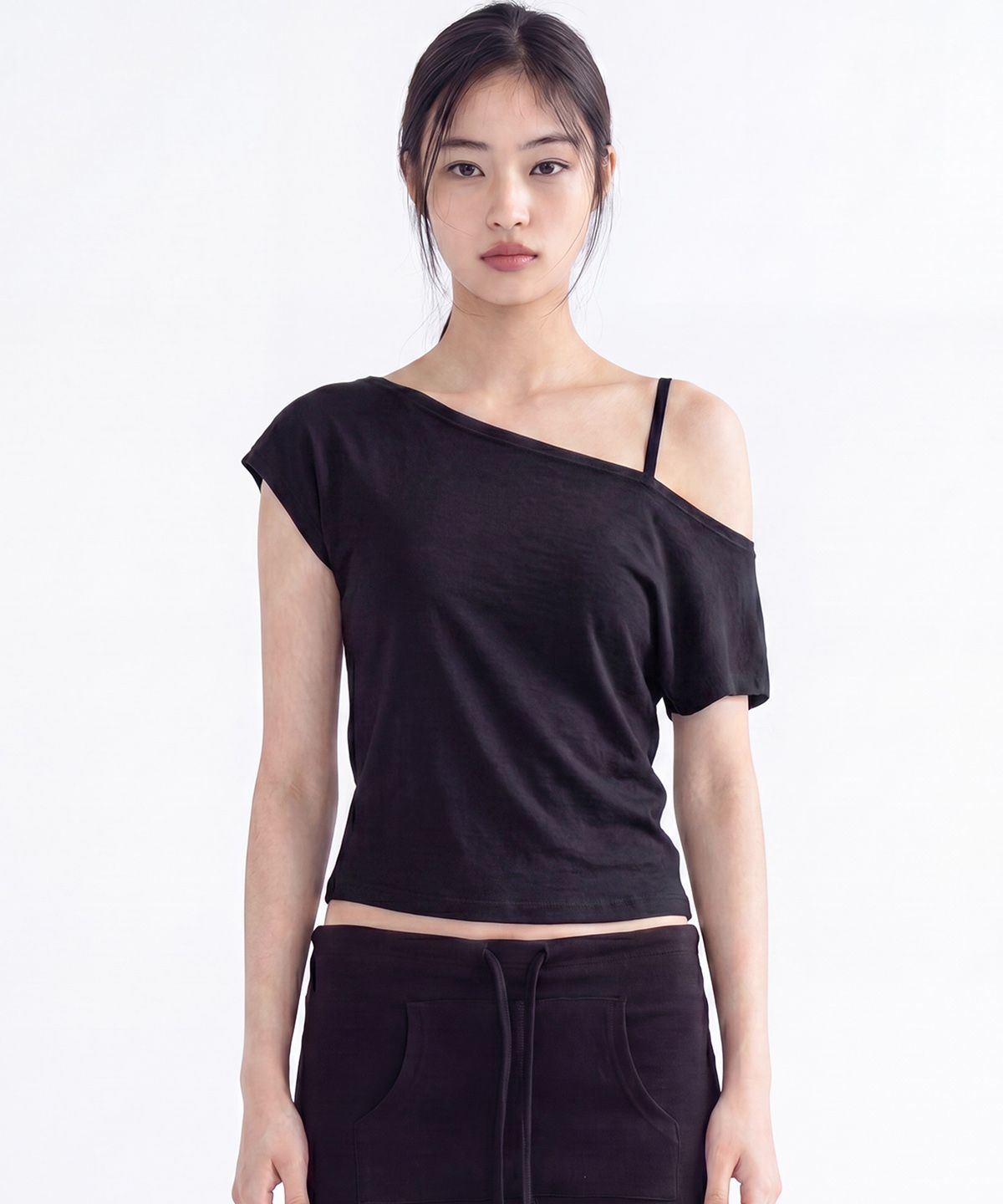 젬젬파라디(GEMGEM PARADIS) 스티비 오프숄더 BLACK