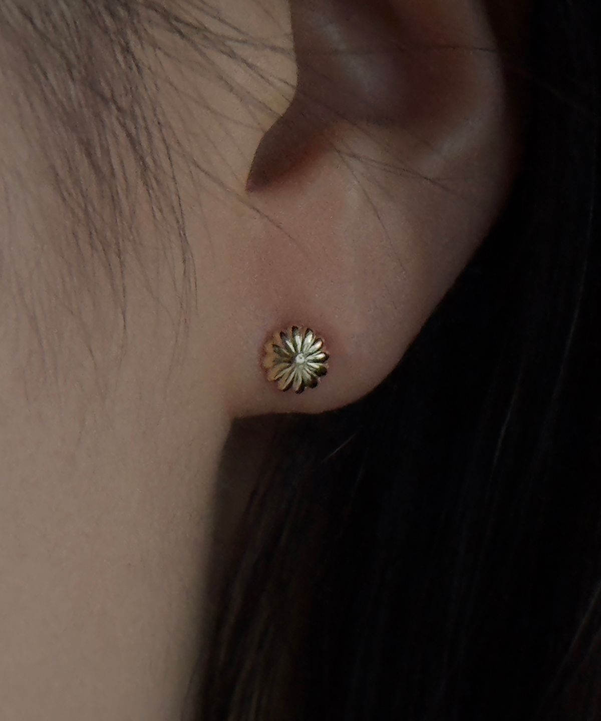 파예(FAYE) 14k Daisy earrings